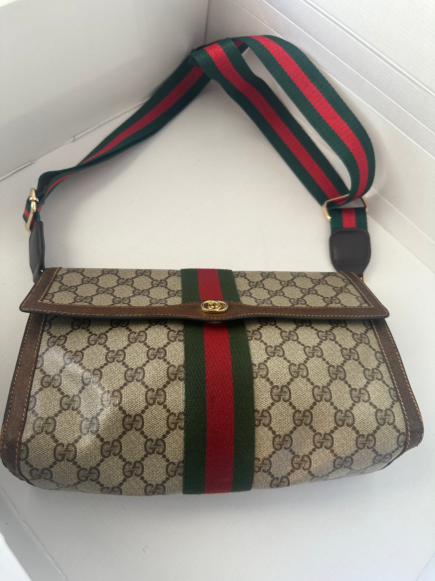 GUCCI PARFUMS make up bag/ clutch crossbody Large