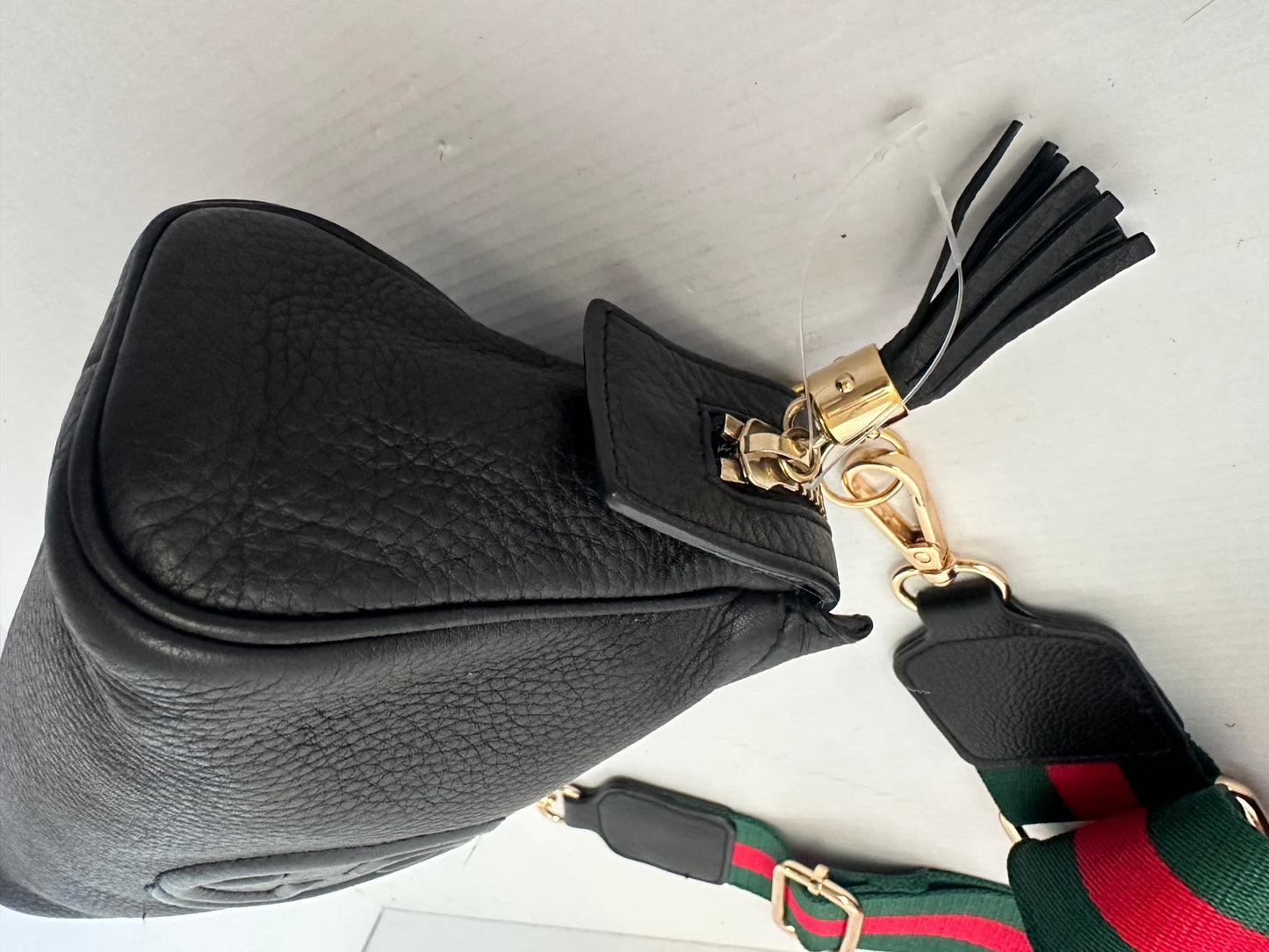 Gucci leather pouch mini