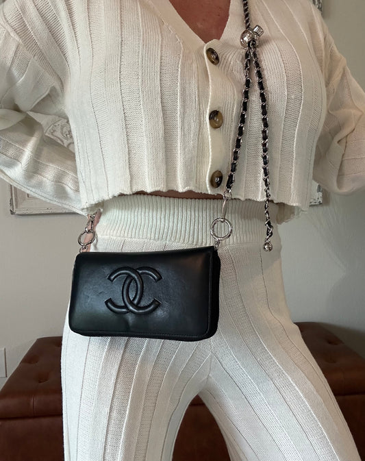 Chanel long wallet 22 Series