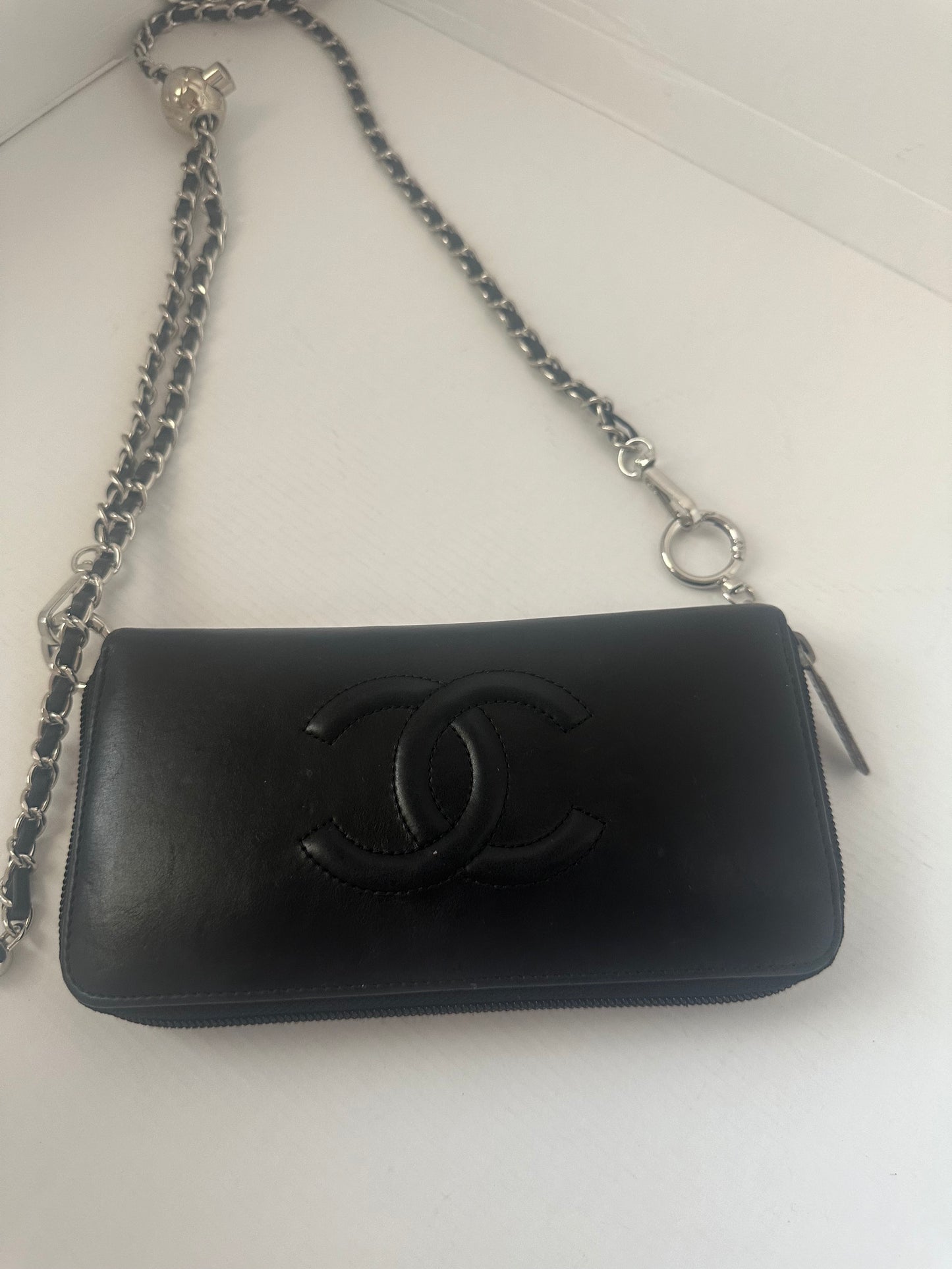 Chanel long wallet 22 Series