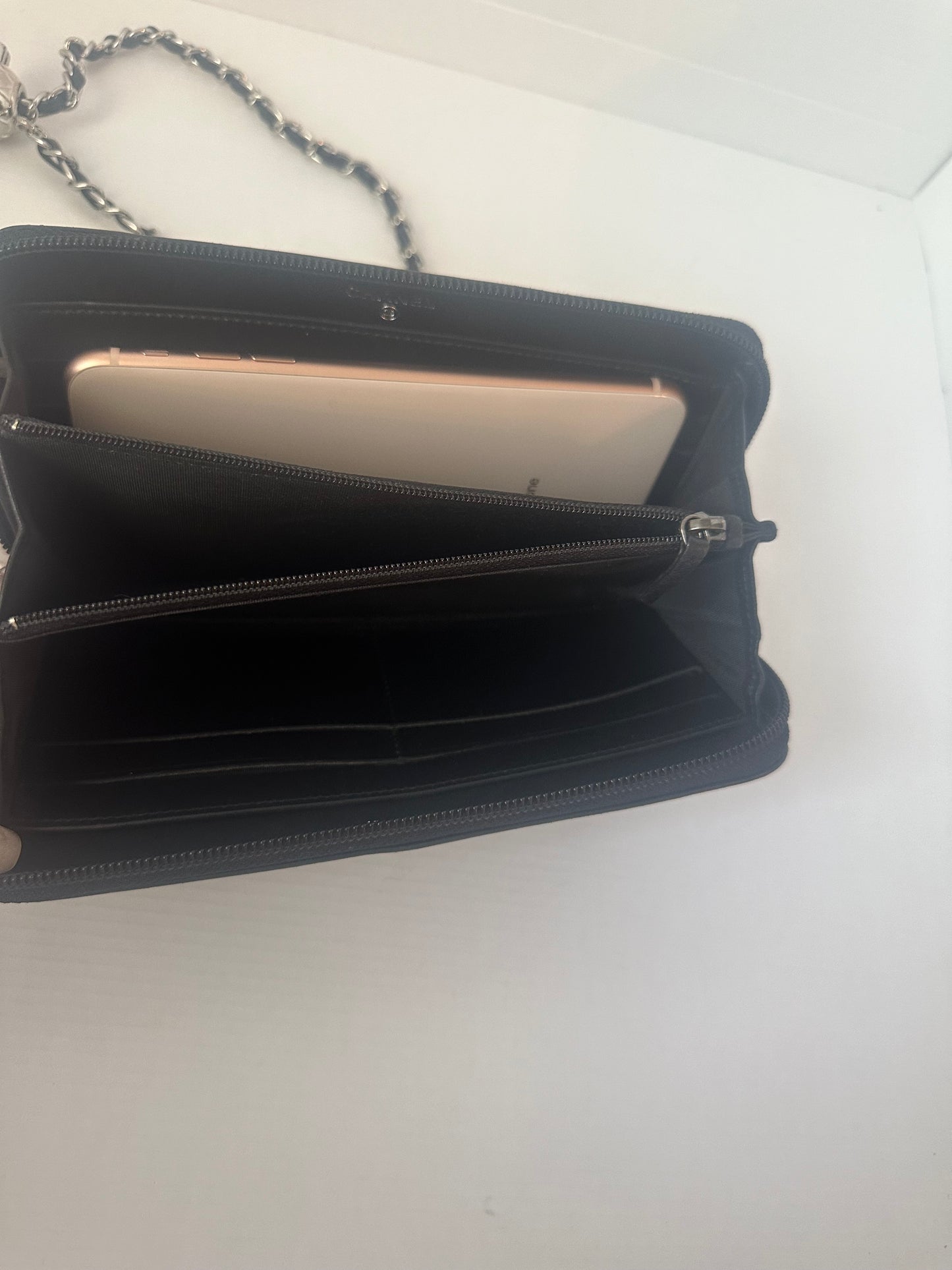 Chanel long wallet 22 Series