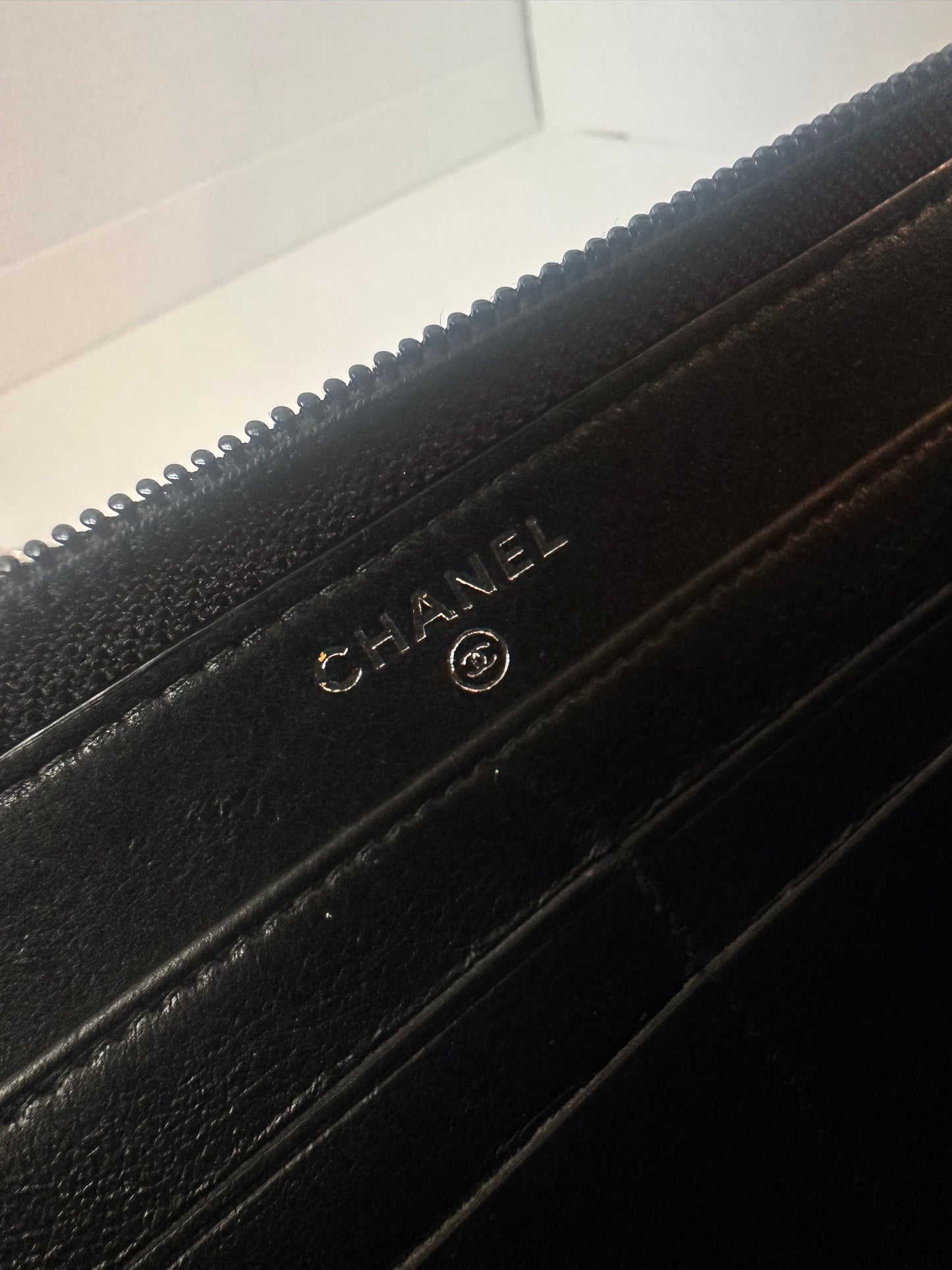 Chanel long wallet 22 Series