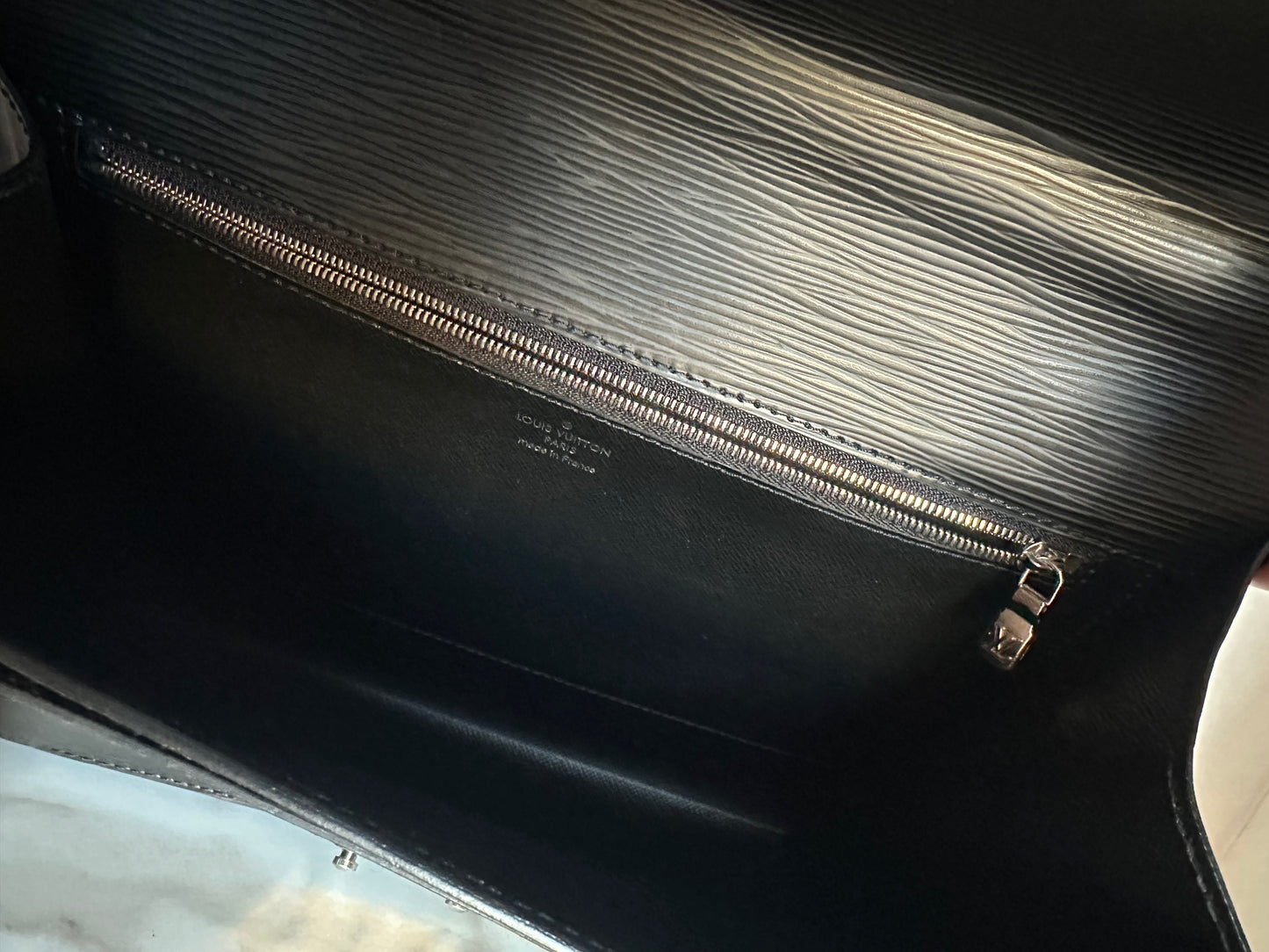 Available LOUIS VUITTON black Epi Monceau 28 Hand Bag 2way