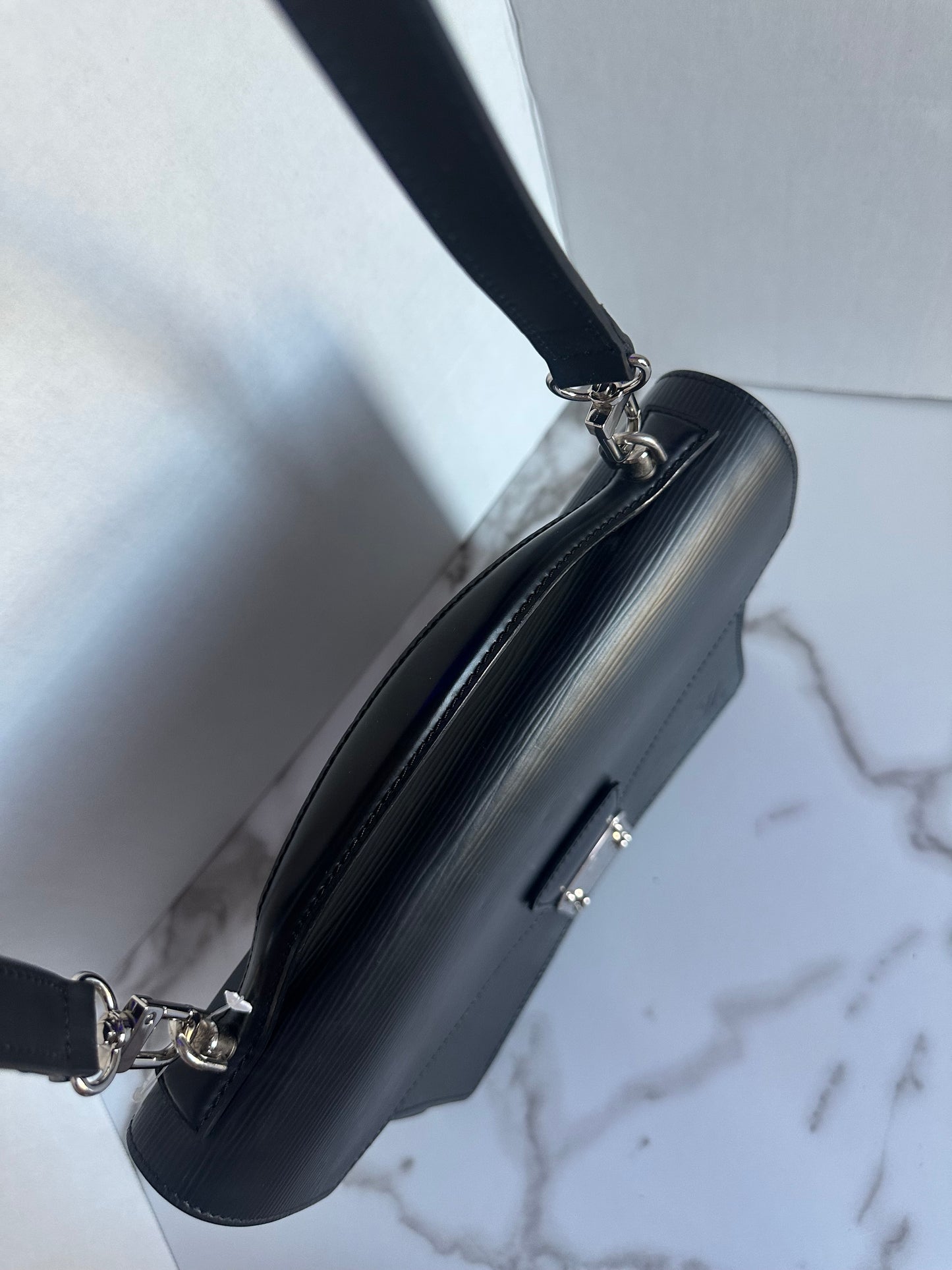 Available LOUIS VUITTON black Epi Monceau 28 Hand Bag 2way