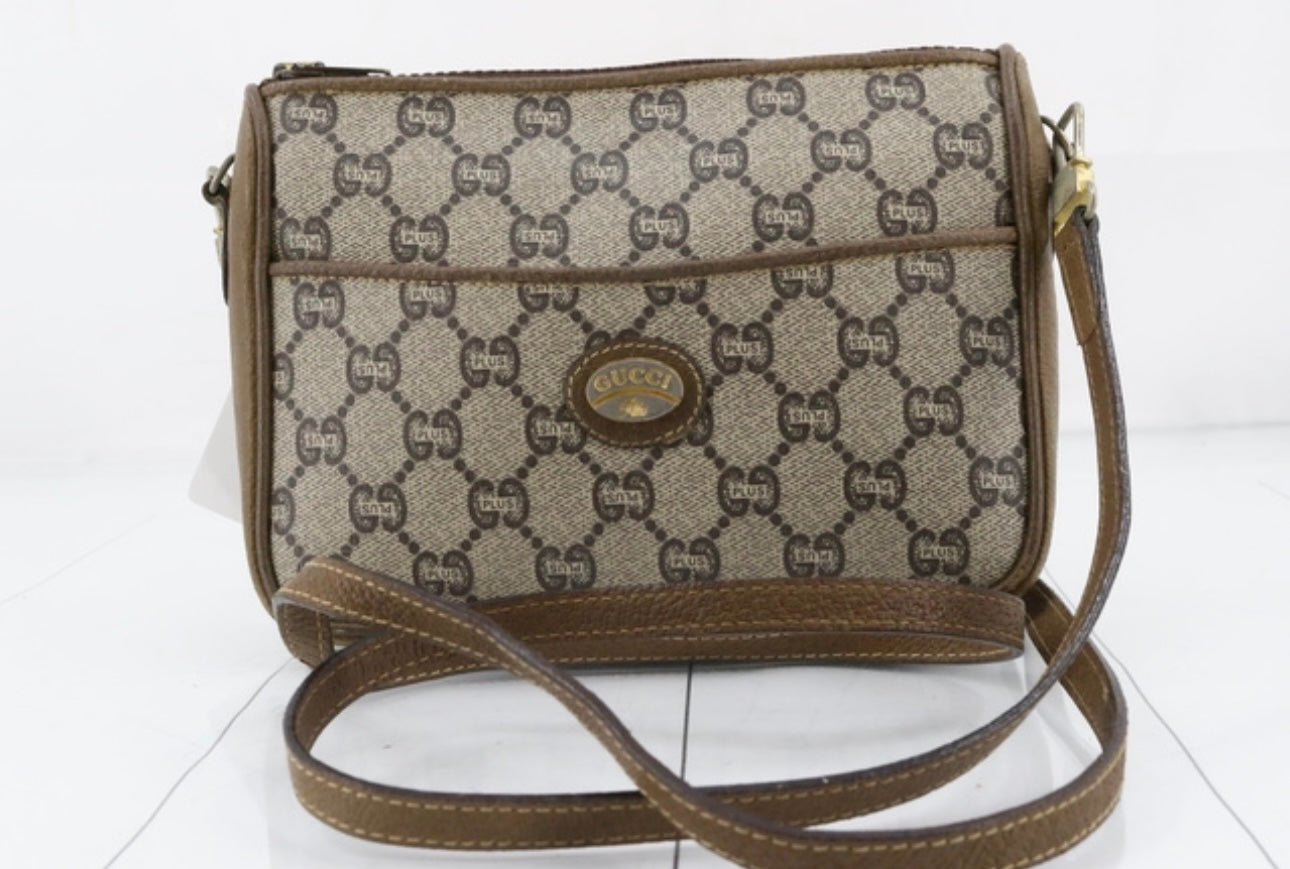 GUCCI Crossbody vintage with certificate of authenticity