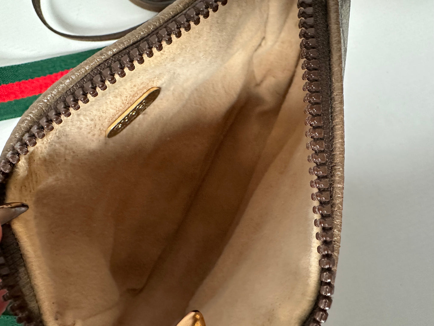 GUCCI Crossbody vintage with certificate of authenticity