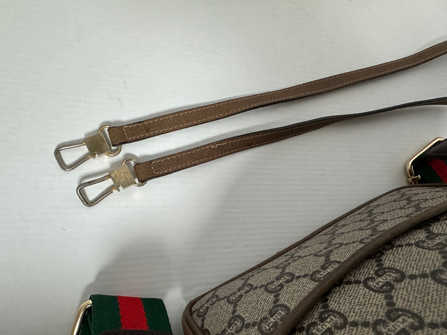 GUCCI Crossbody vintage with certificate of authenticity