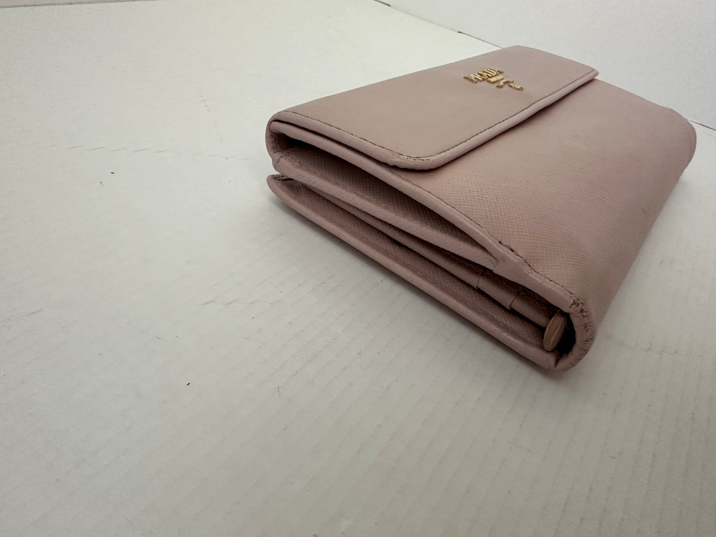 Available PRADA VITELLO LONG WALLET