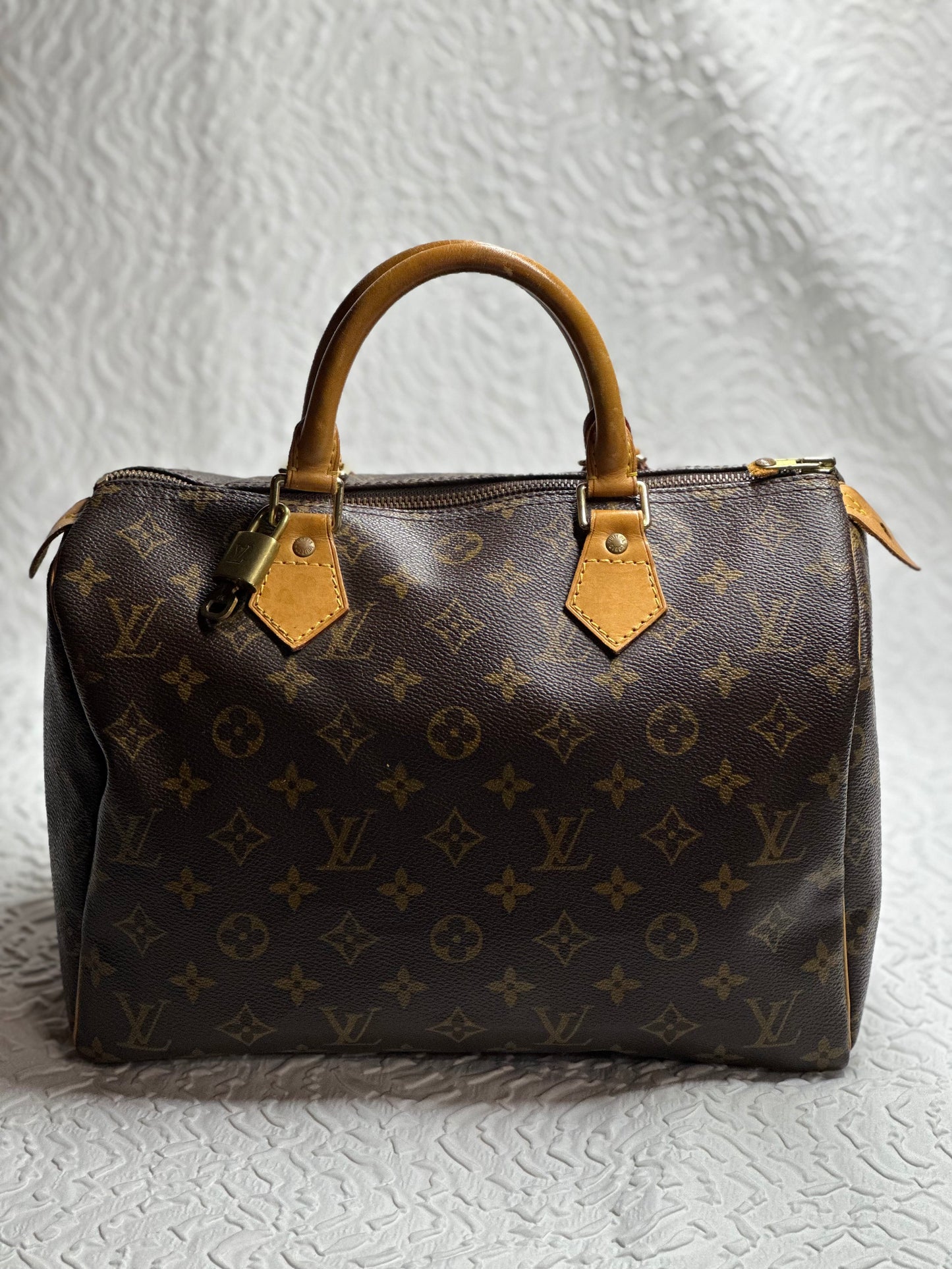 Louis Vuitton Monogram Speedy 30 bag