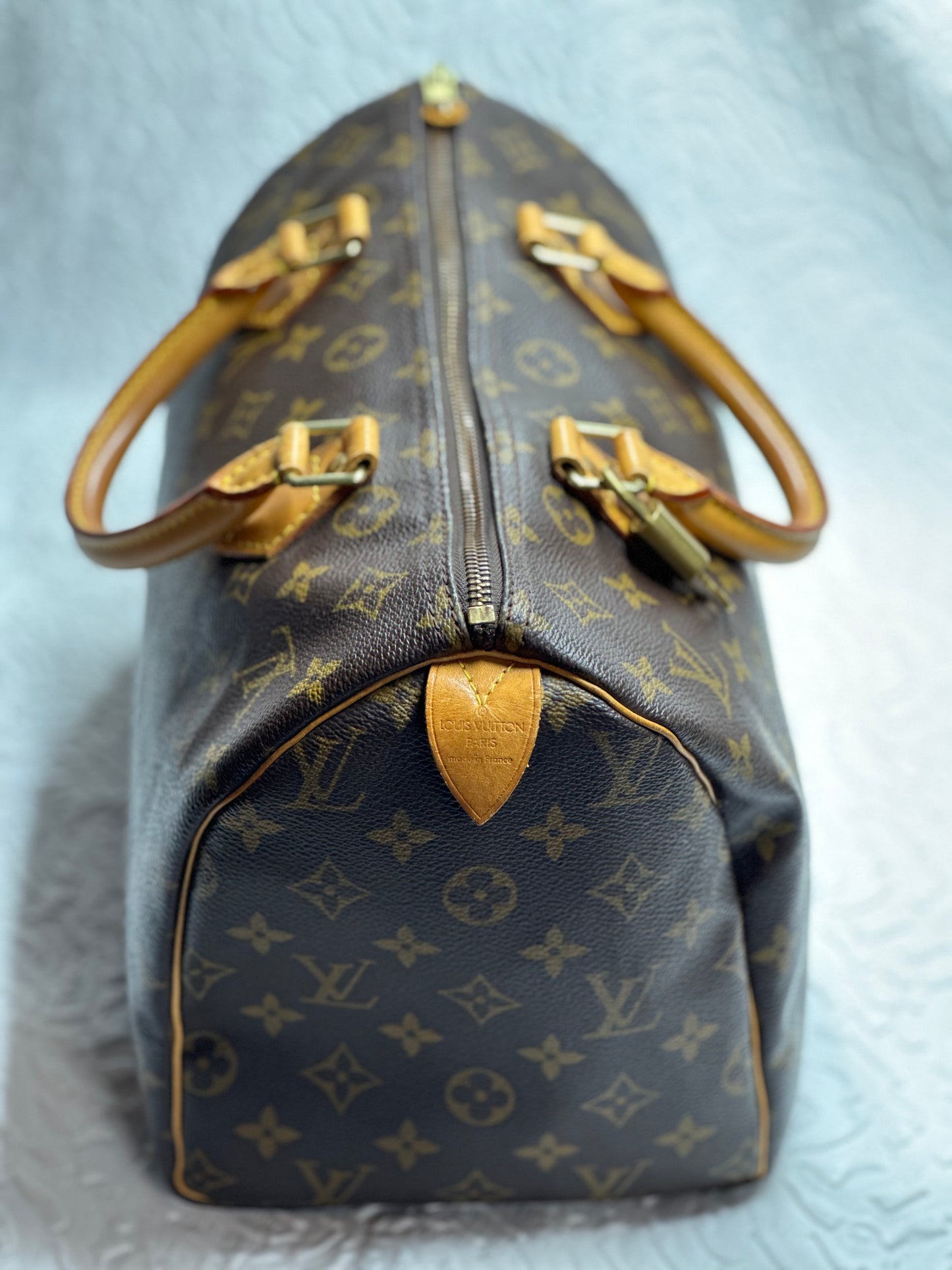 Louis Vuitton Monogram Speedy 30 bag