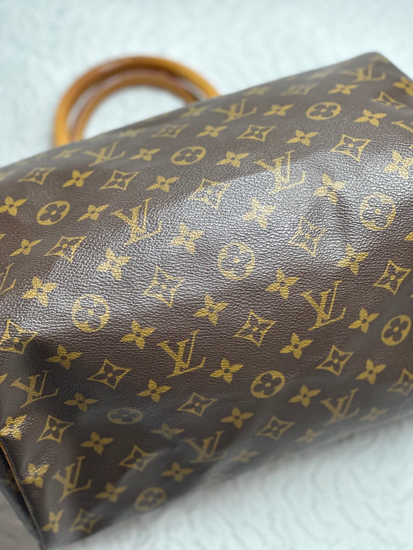 Louis Vuitton Monogram Speedy 30 bag