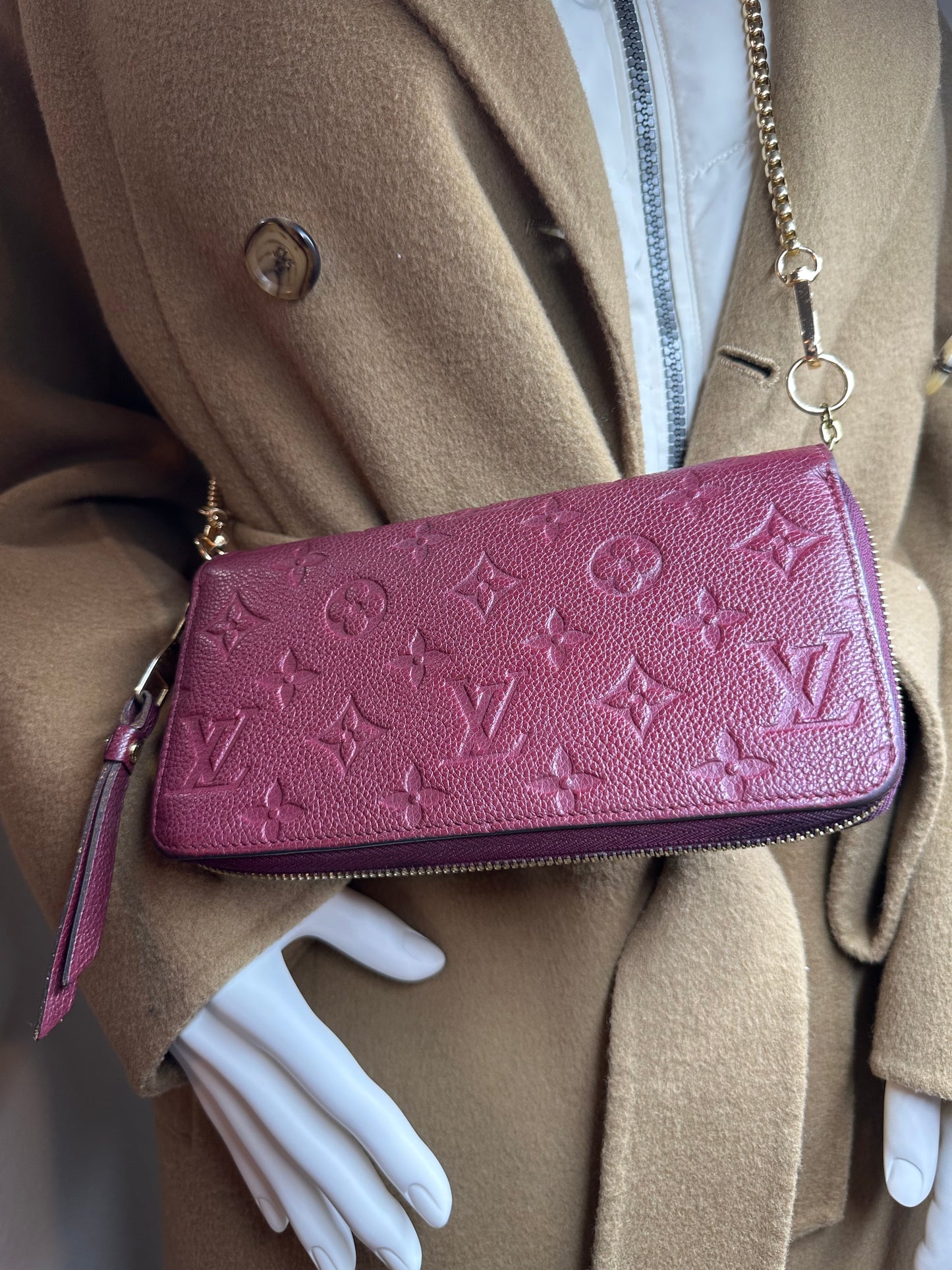 Available Louis Vuitton Empreinte Zippy Wallet in Aurore WOC crossbody
