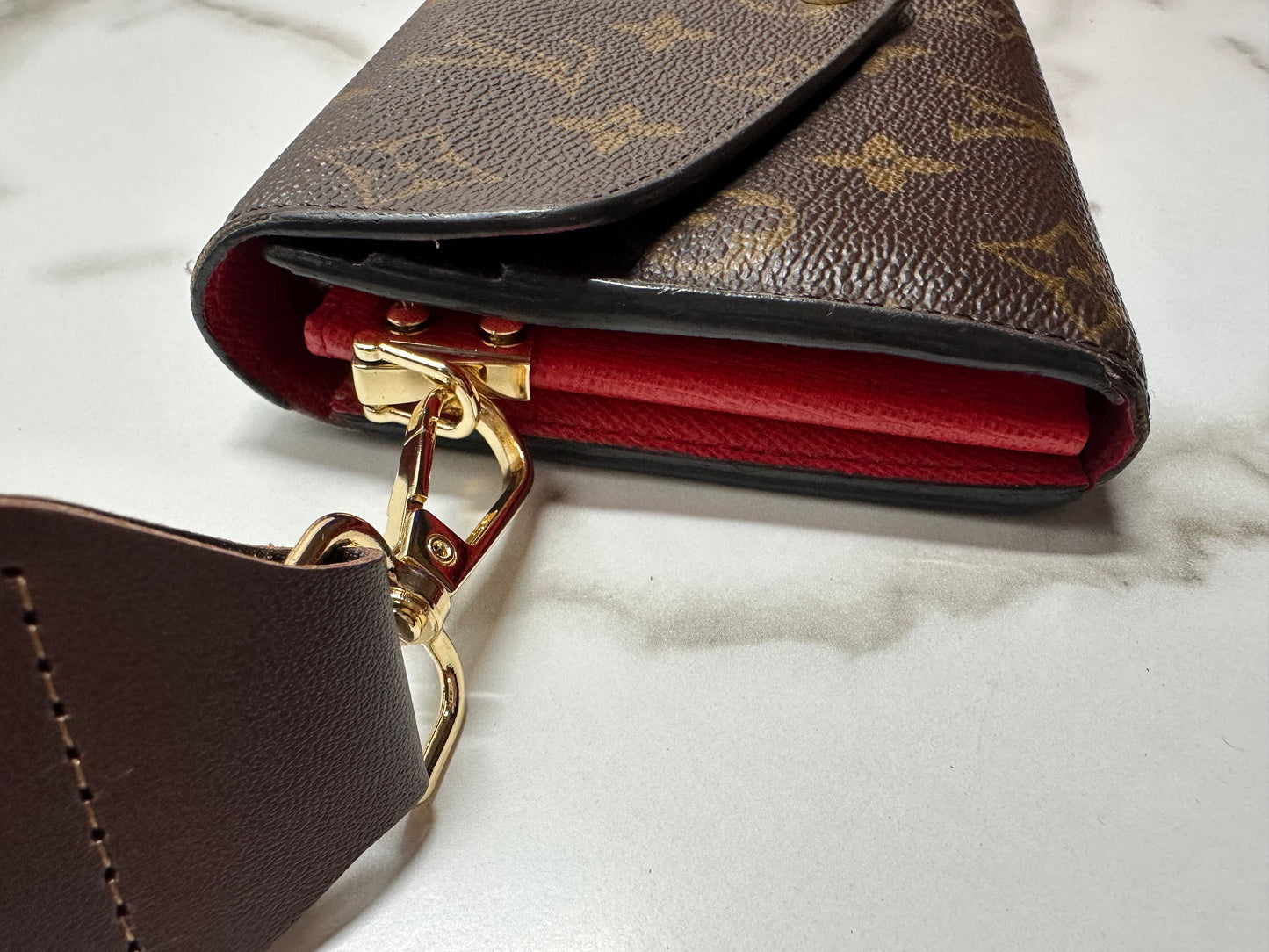 Available LOUIS VUITTON Monogram Sarah Wallet to Crossbody