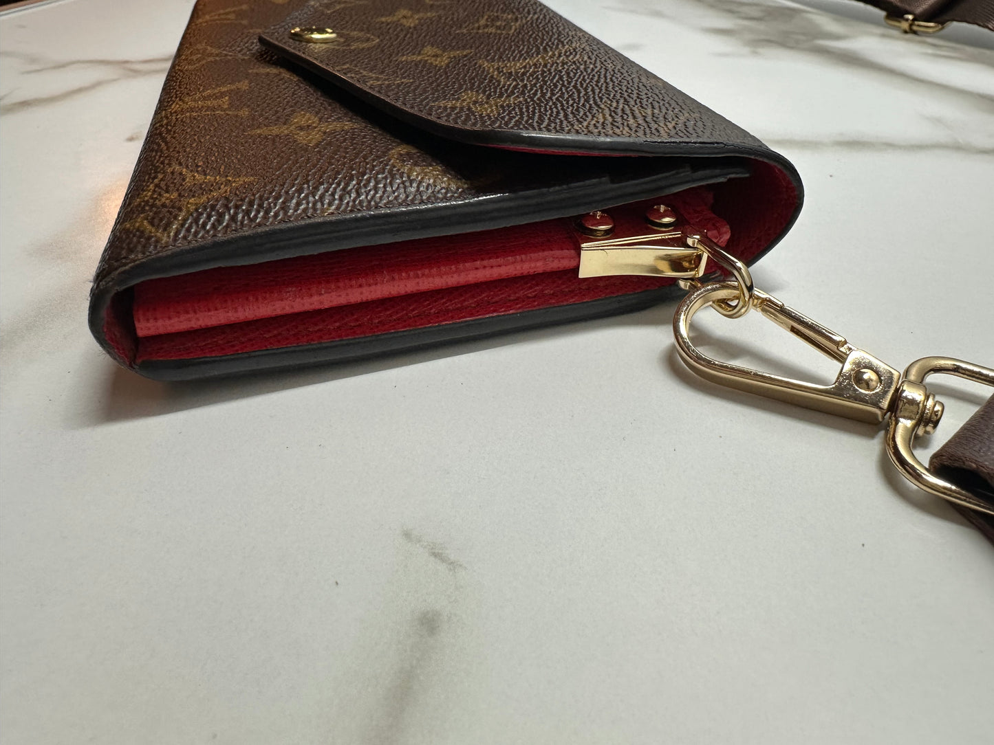 Available LOUIS VUITTON Monogram Sarah Wallet to Crossbody