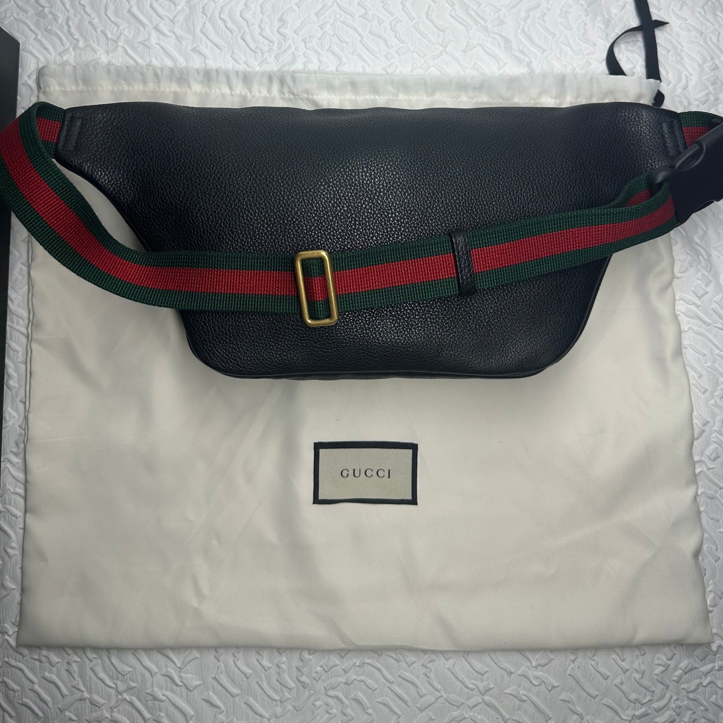 Gucci Black Pebbled Leather Logo Belt Bag