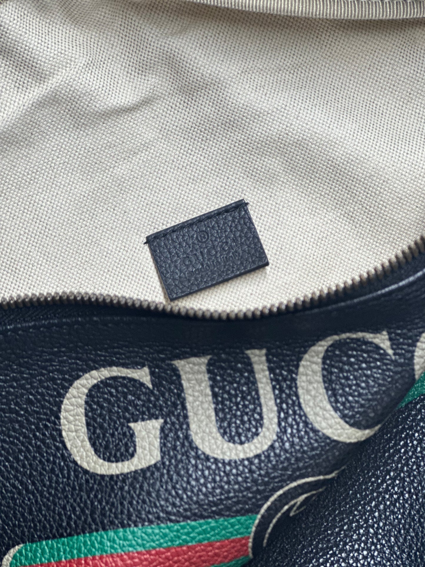 Gucci Black Pebbled Leather Logo Belt Bag