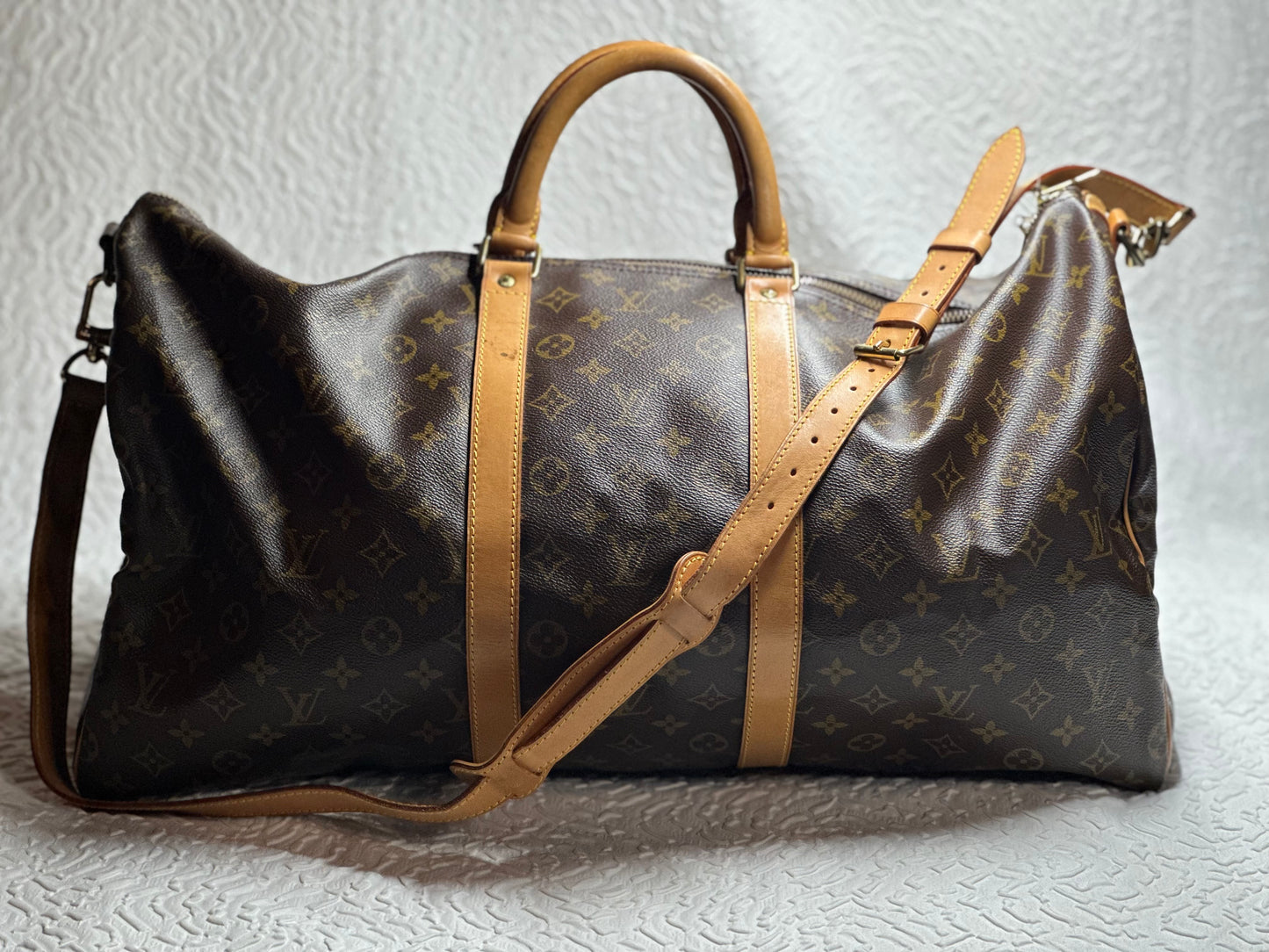 Louis Vuitton Keepall Bandouliere 55 Monogram Duffel Bag