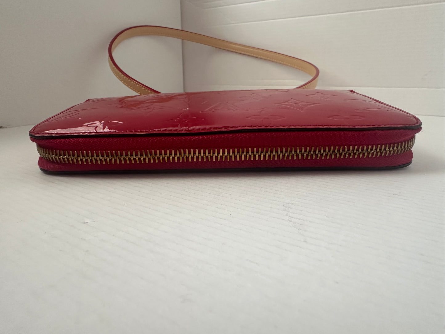 Louis Vuitton Vintage Vernis Zippy Wallet WOC red