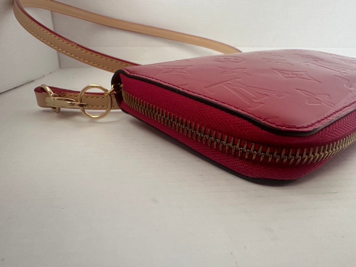 Louis Vuitton Vintage Vernis Zippy Wallet WOC red