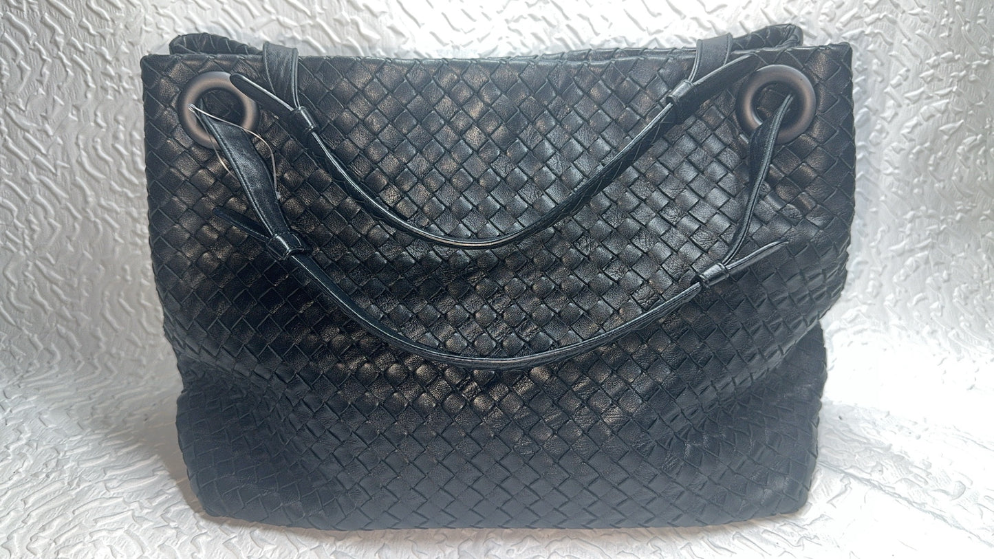 Bottega Veneta Medium Intrecciato Garda tote