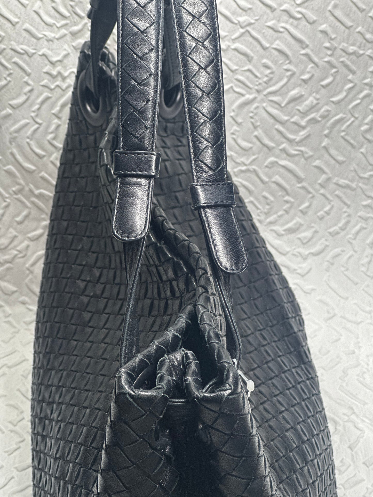 Bottega Veneta Medium Intrecciato Garda tote