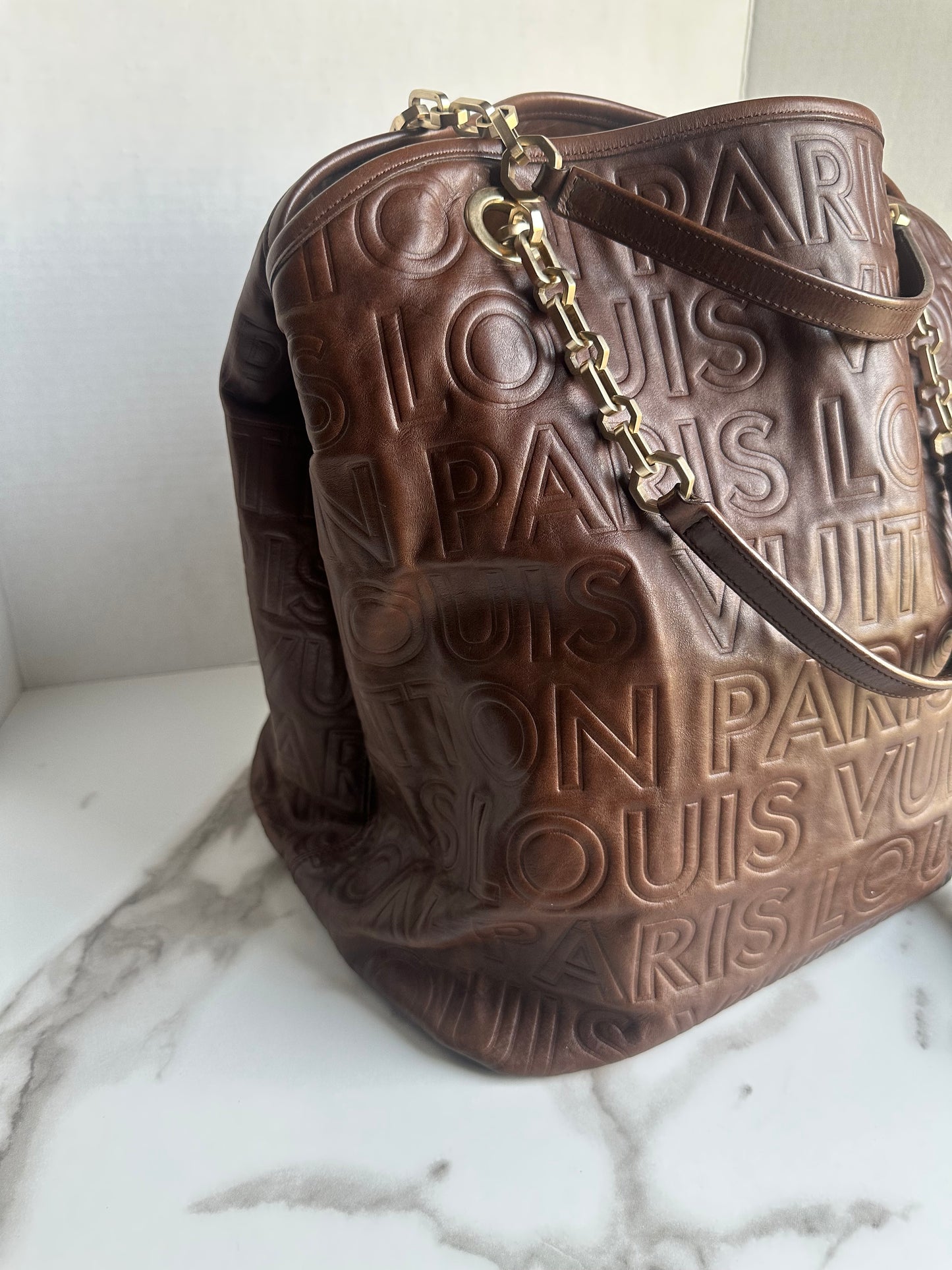 Available Louis Vuitton Limited Edition Chocolate Leather Paris Souple Whisper GM