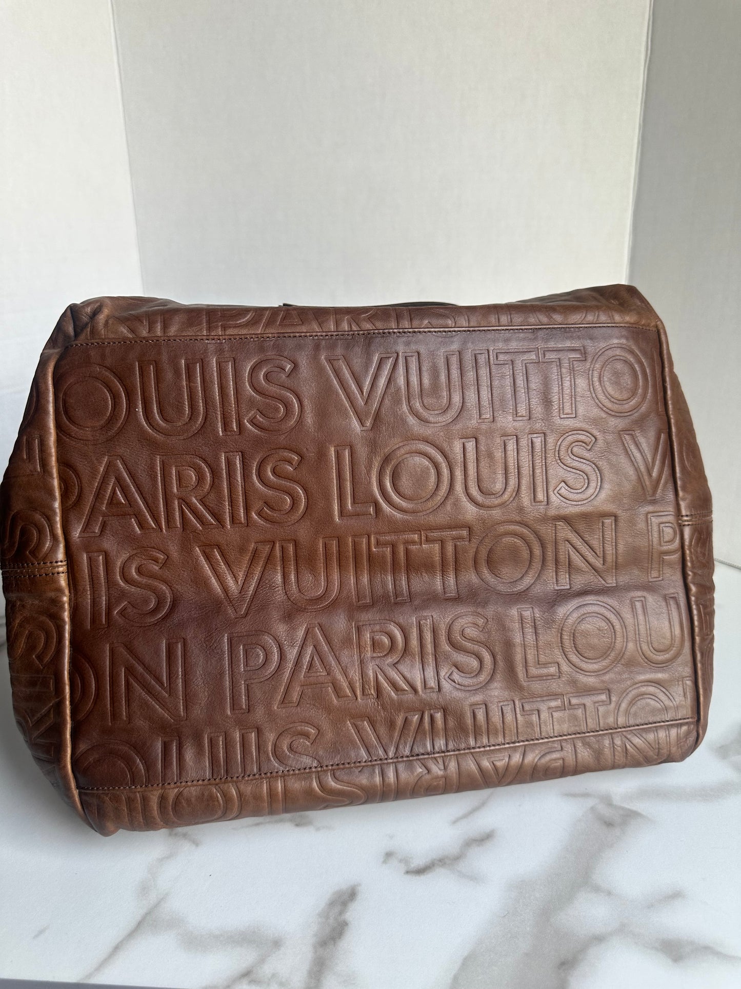 Available Louis Vuitton Limited Edition Chocolate Leather Paris Souple Whisper GM