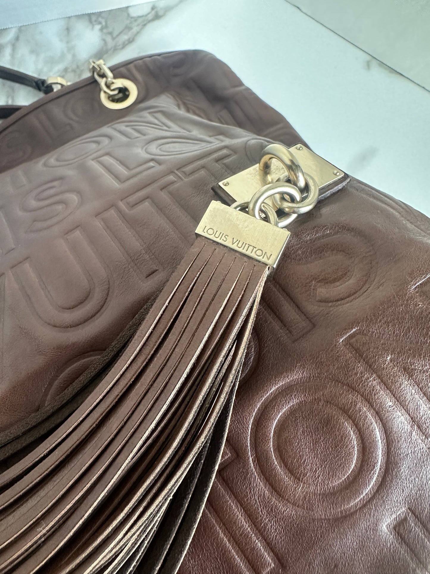 Available Louis Vuitton Limited Edition Chocolate Leather Paris Souple Whisper GM