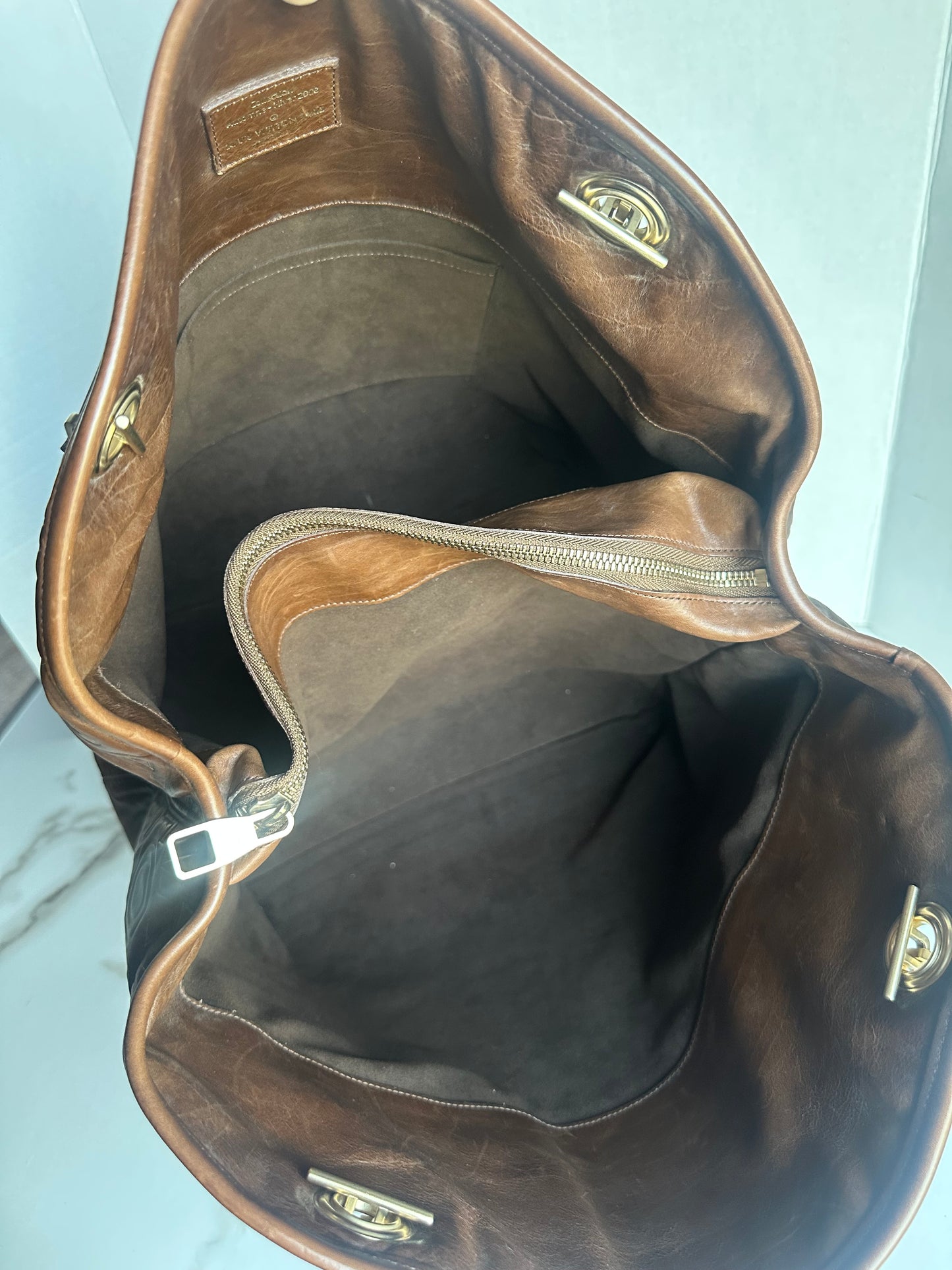 Available Louis Vuitton Limited Edition Chocolate Leather Paris Souple Whisper GM