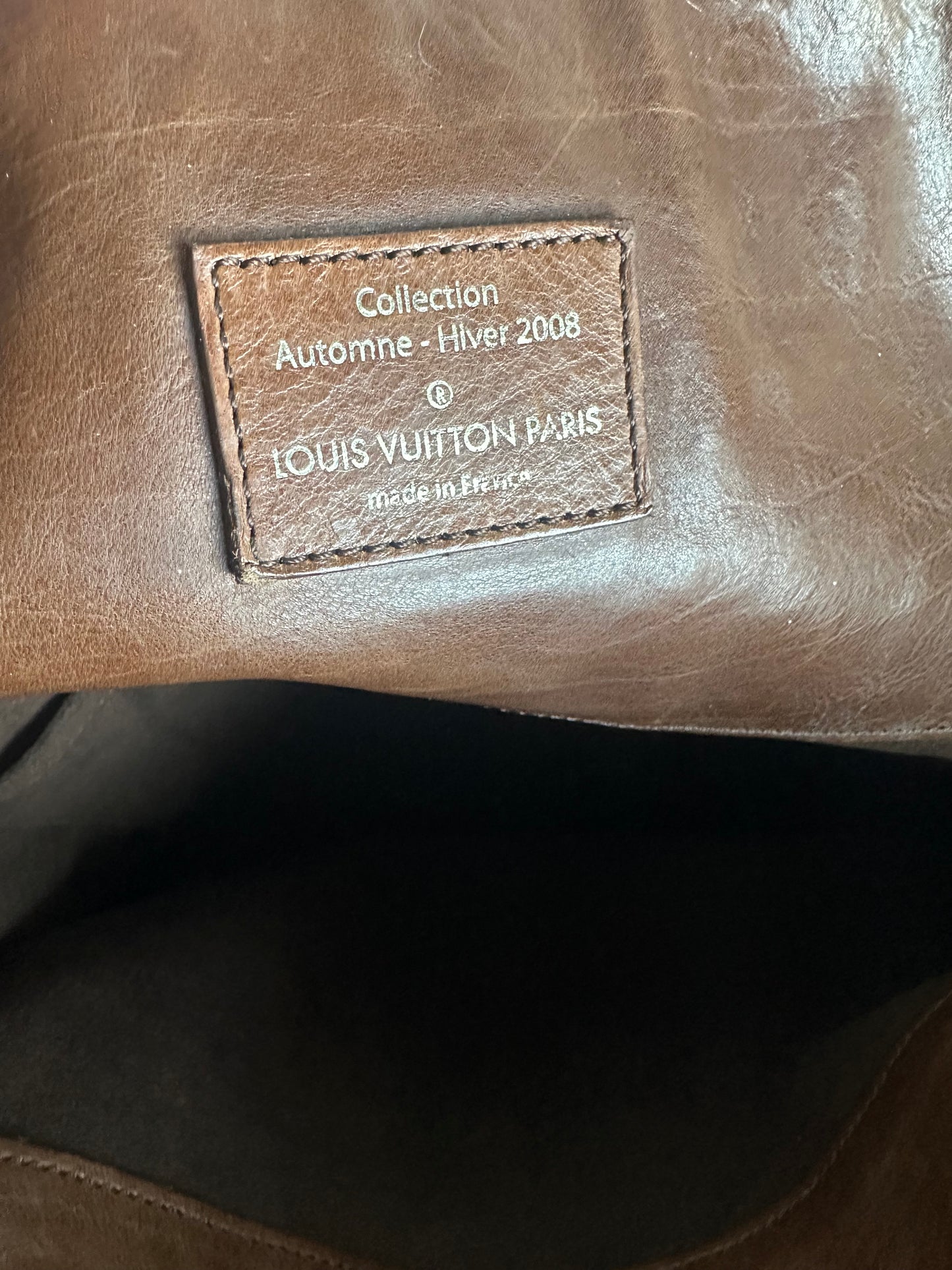 Available Louis Vuitton Limited Edition Chocolate Leather Paris Souple Whisper GM