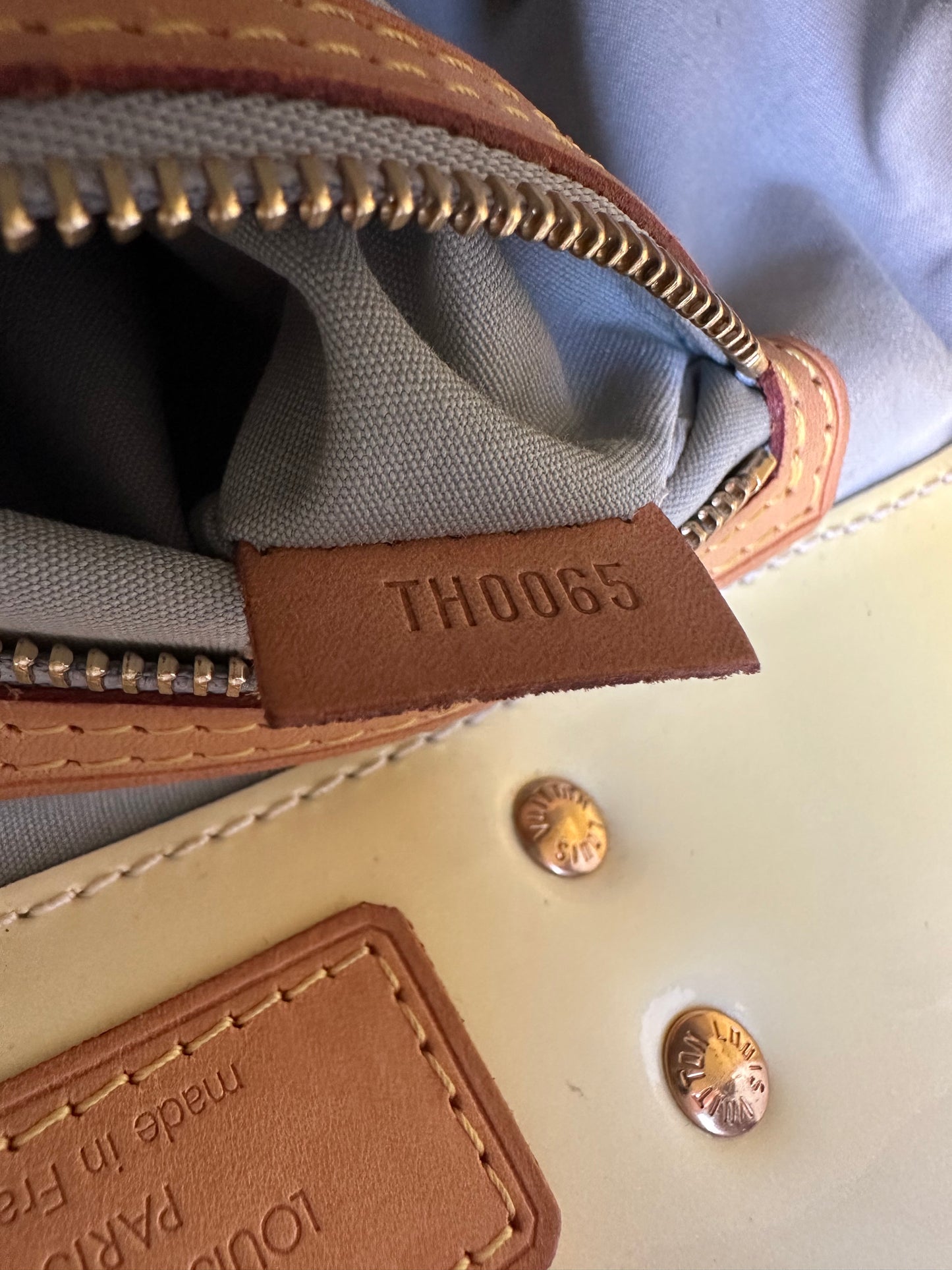 Available Louis Vuitton VERNIS mini bag