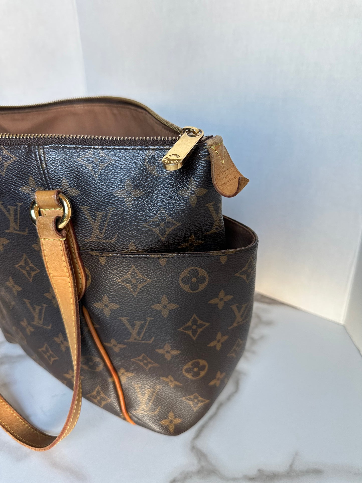 Louis Vuitton Totally Monogram Tote