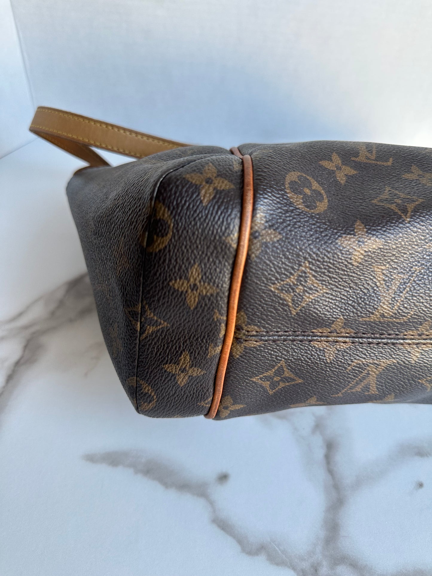 Louis Vuitton Totally Monogram Tote