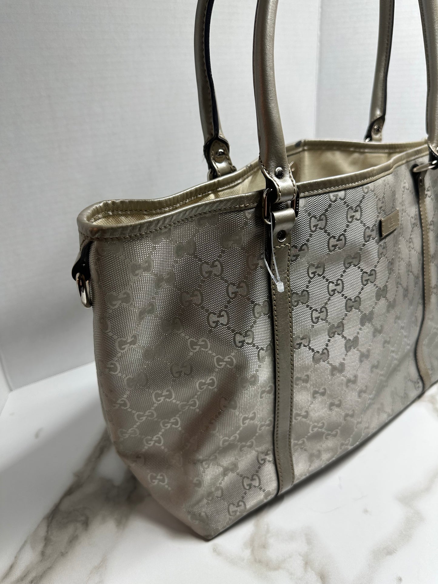 Available Gucci GG implementation Tote Bag Silver