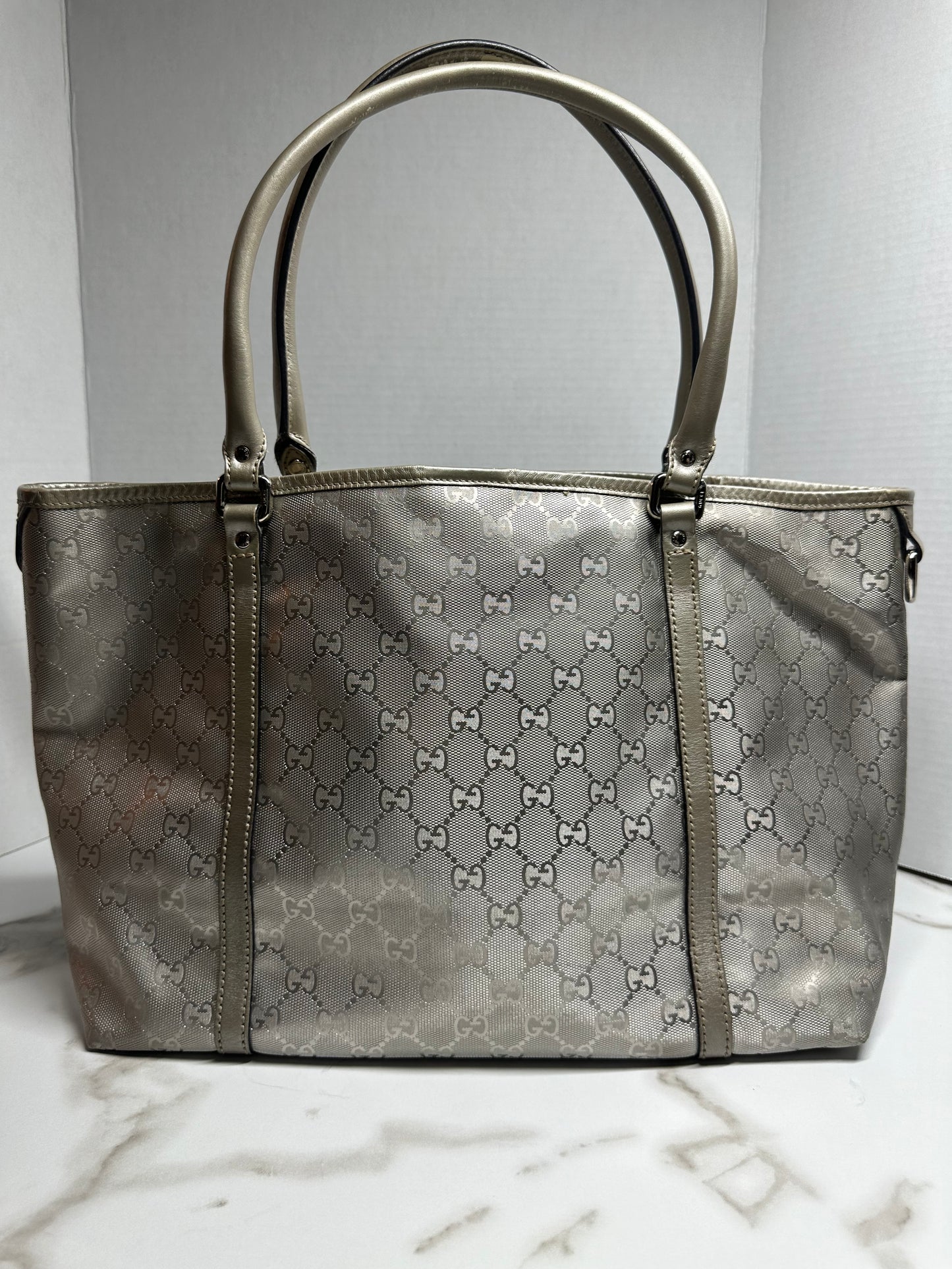Available Gucci GG implementation Tote Bag Silver