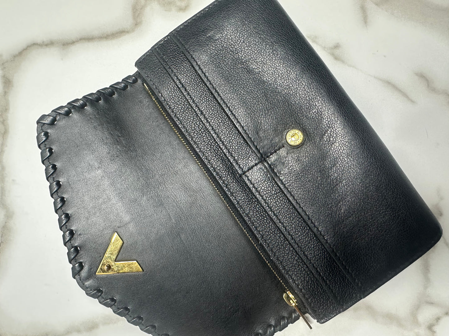 Available Louis Vuitton Cuir Plume Very Black Long Wallet