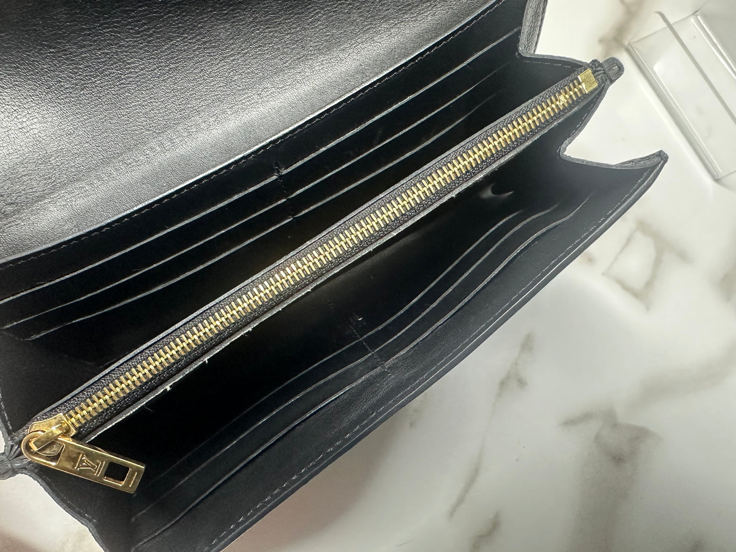 Available Louis Vuitton Cuir Plume Very Black Long Wallet
