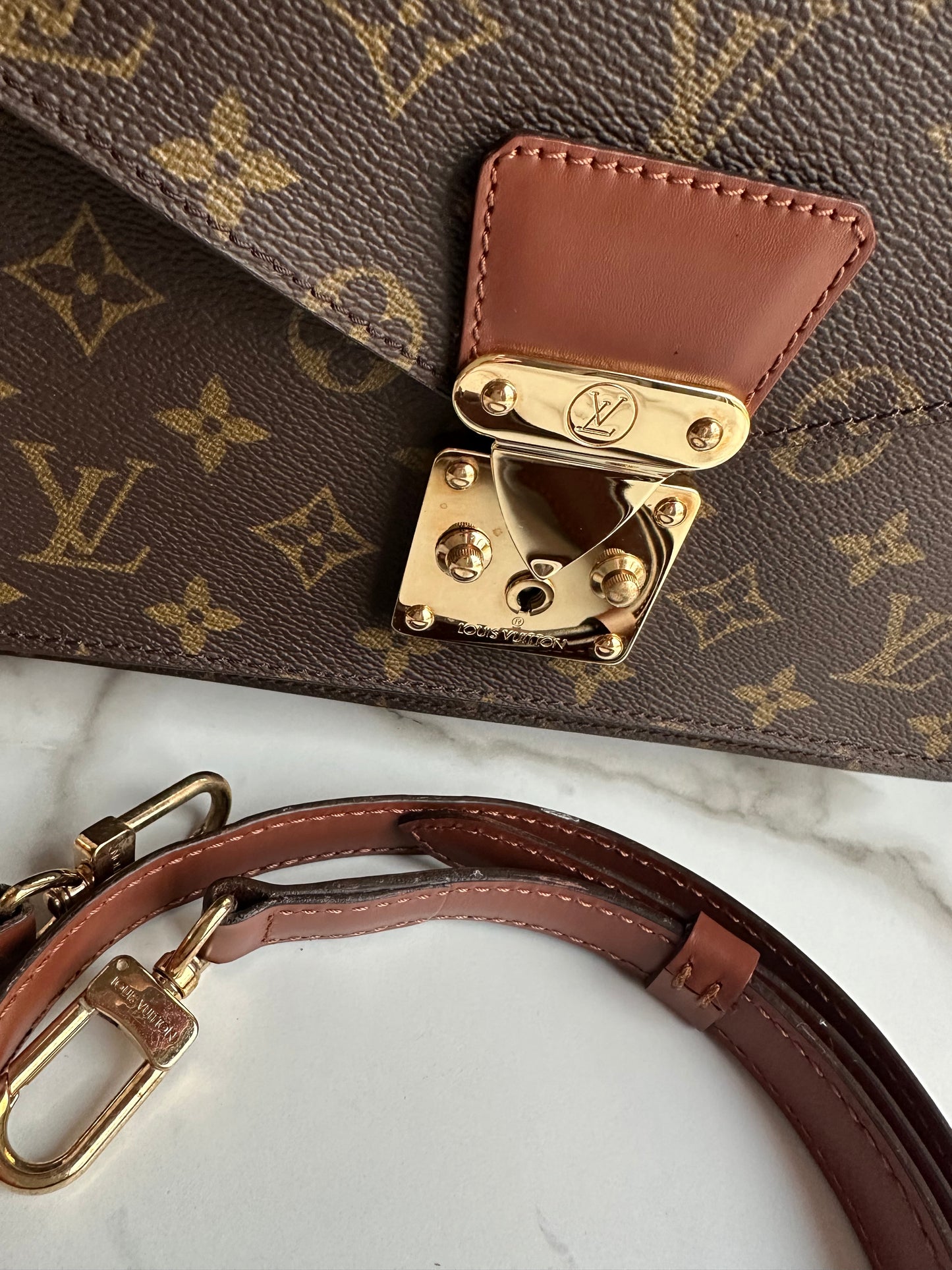 Available LOUIS VUITTON "Monceau 28"
