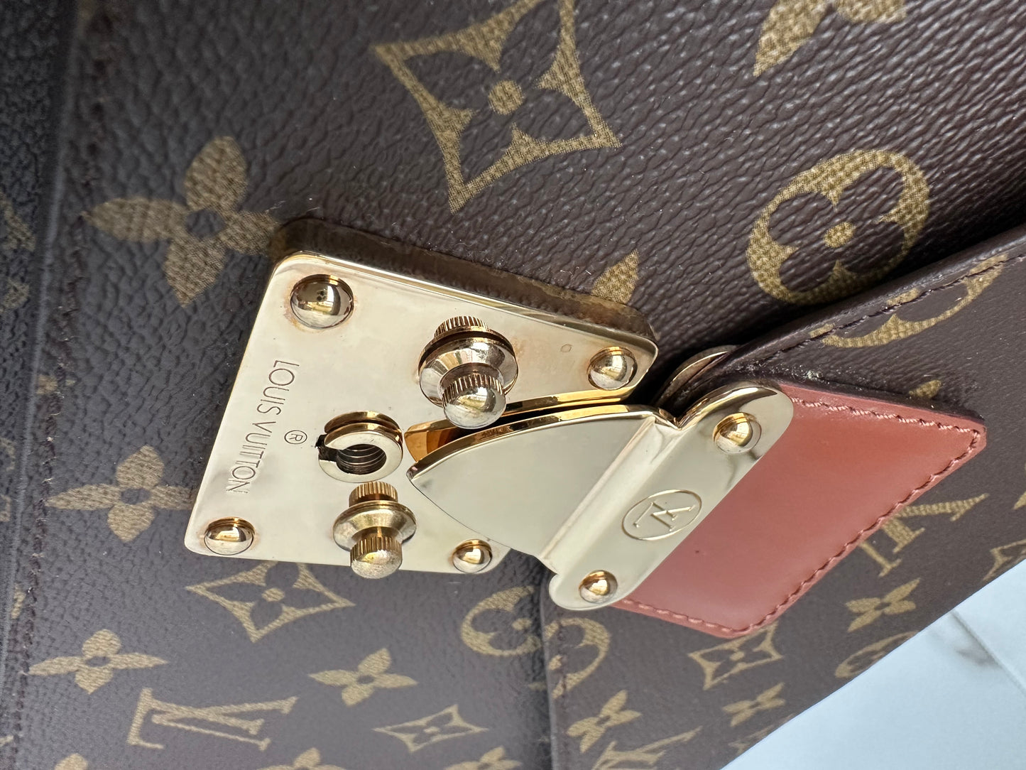 Available LOUIS VUITTON "Monceau 28"