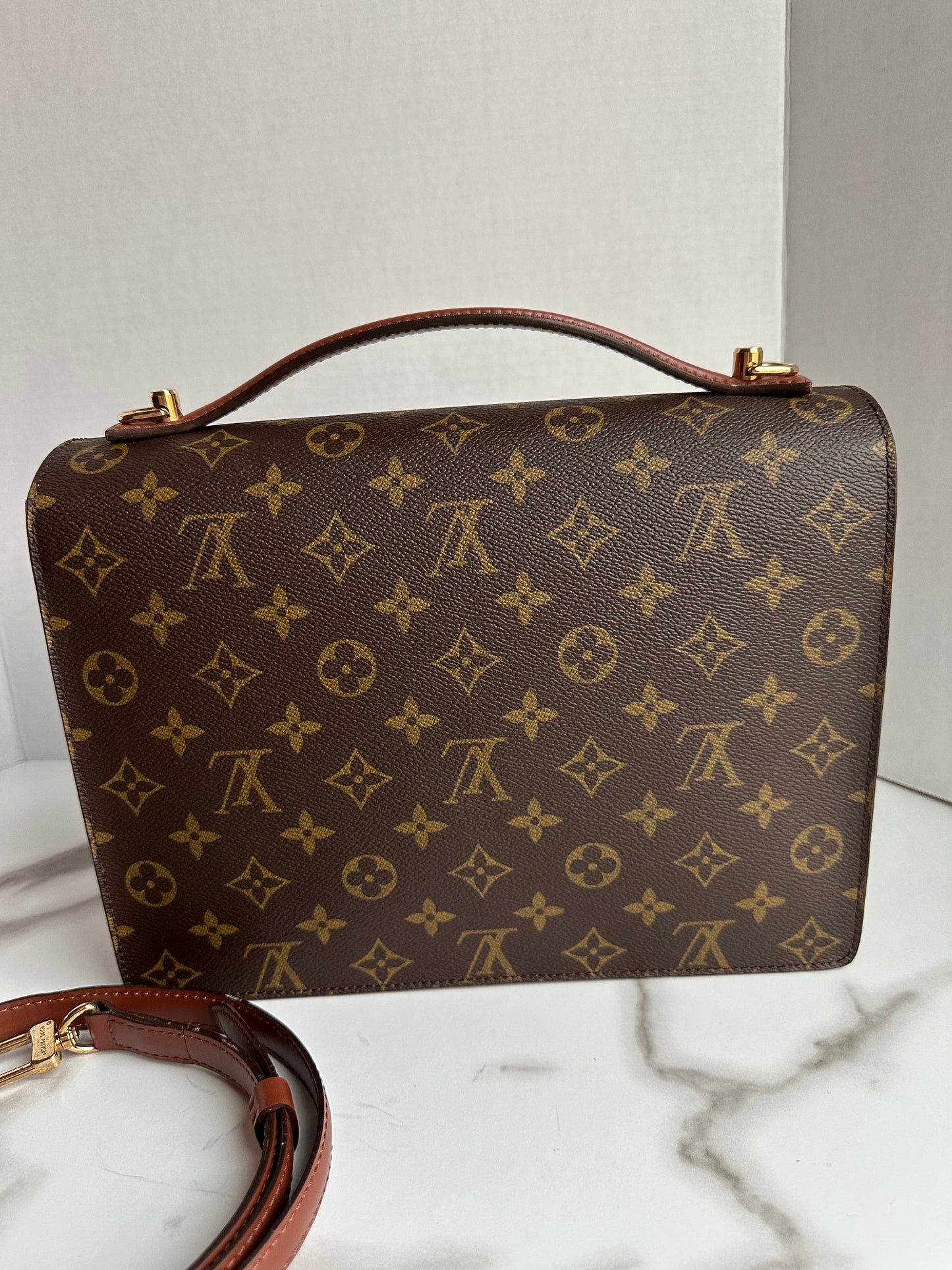 Available LOUIS VUITTON "Monceau 28"