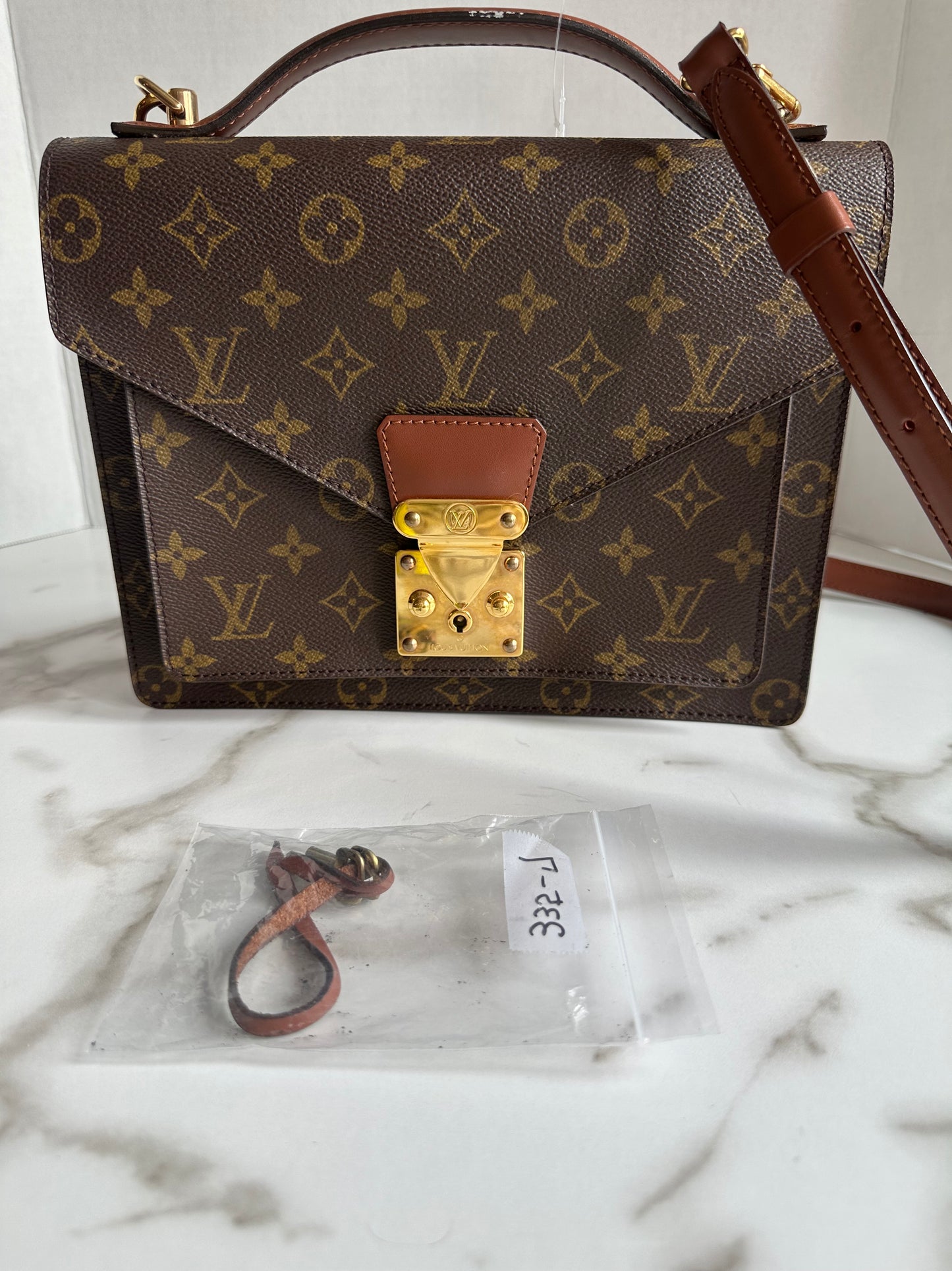 Available LOUIS VUITTON "Monceau 26”