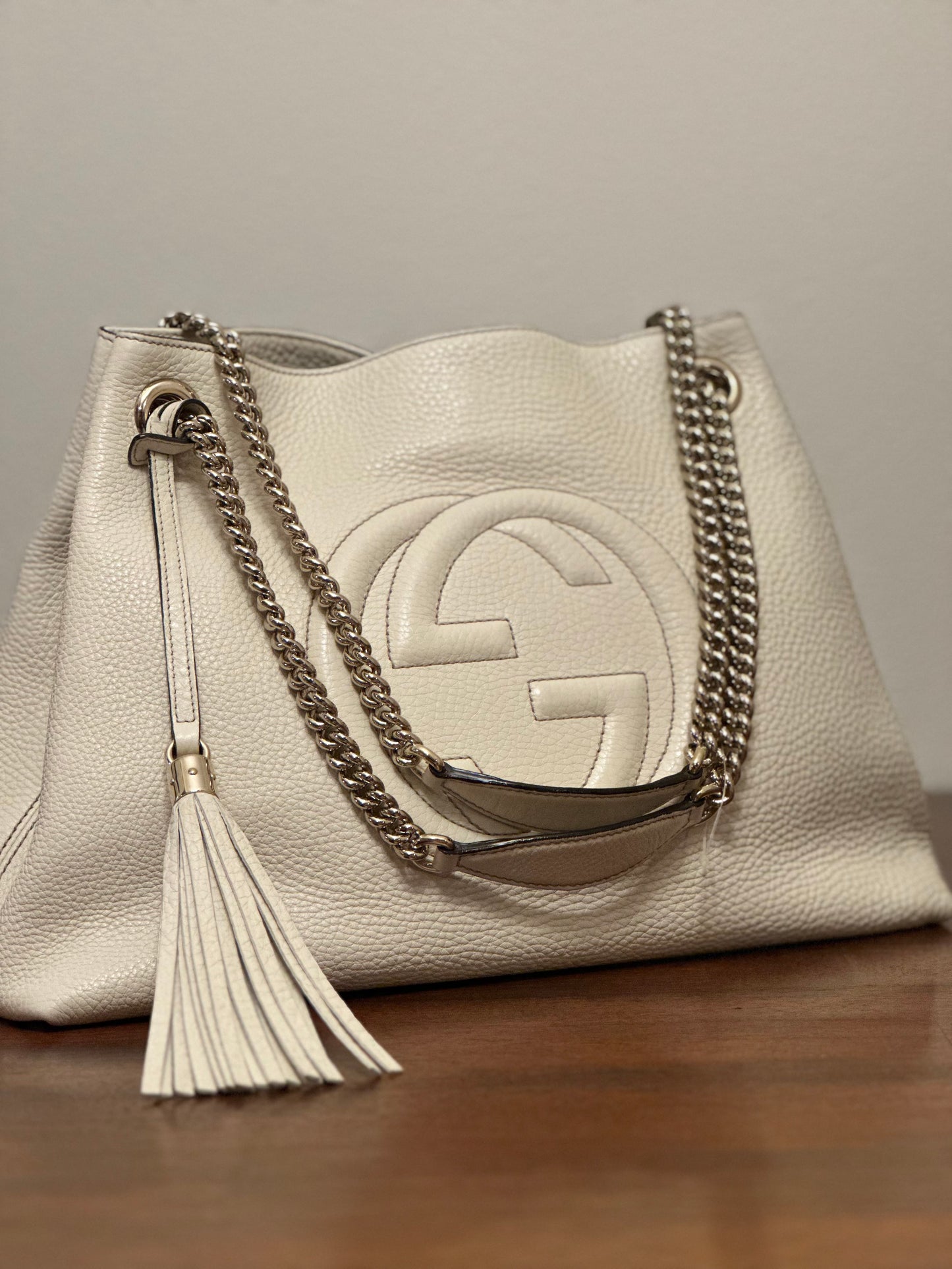 Gucci Soho winter white Leather Chain Strap Shoulder Bag