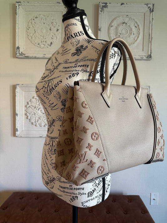 Louis Vuitton Tote W Verreur Monogram Calfskin Galle Graige PM Tote