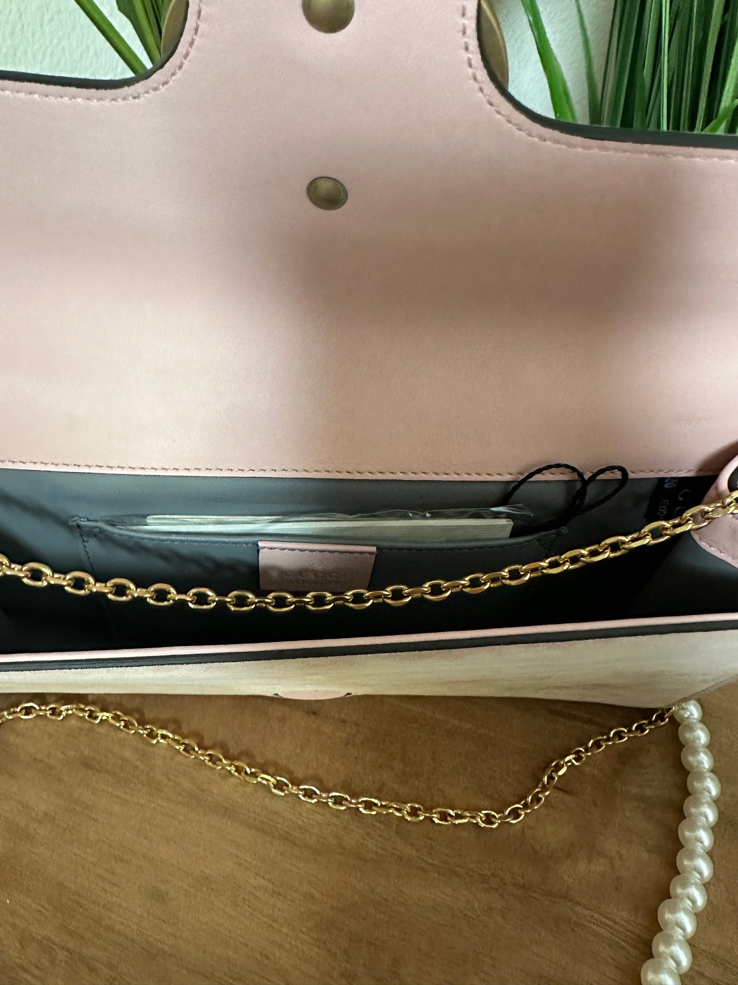 GUCCI suede Pearly GG Marmont Clutch blush pink