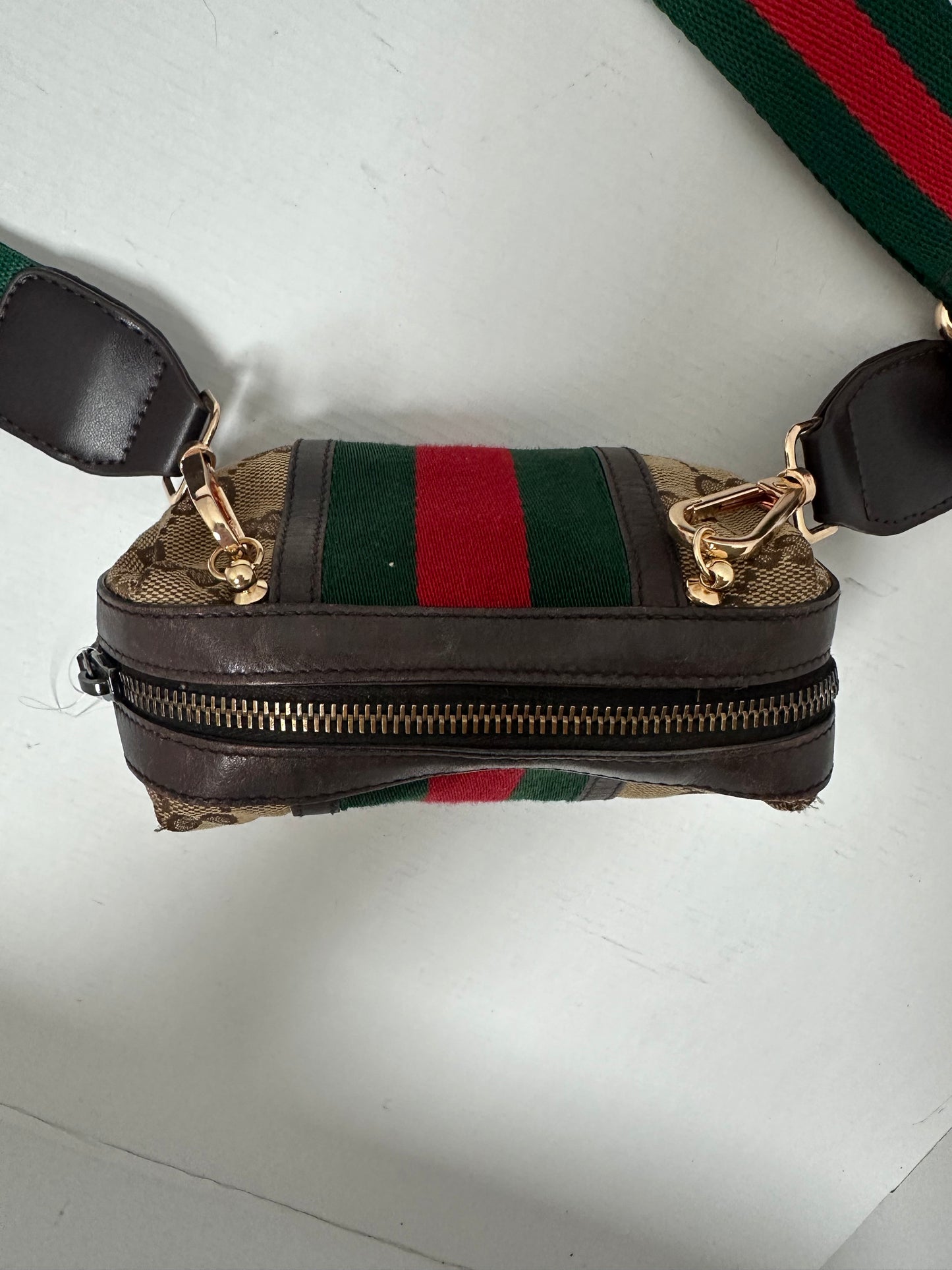 GUCCI micro vintage web sherry line bag