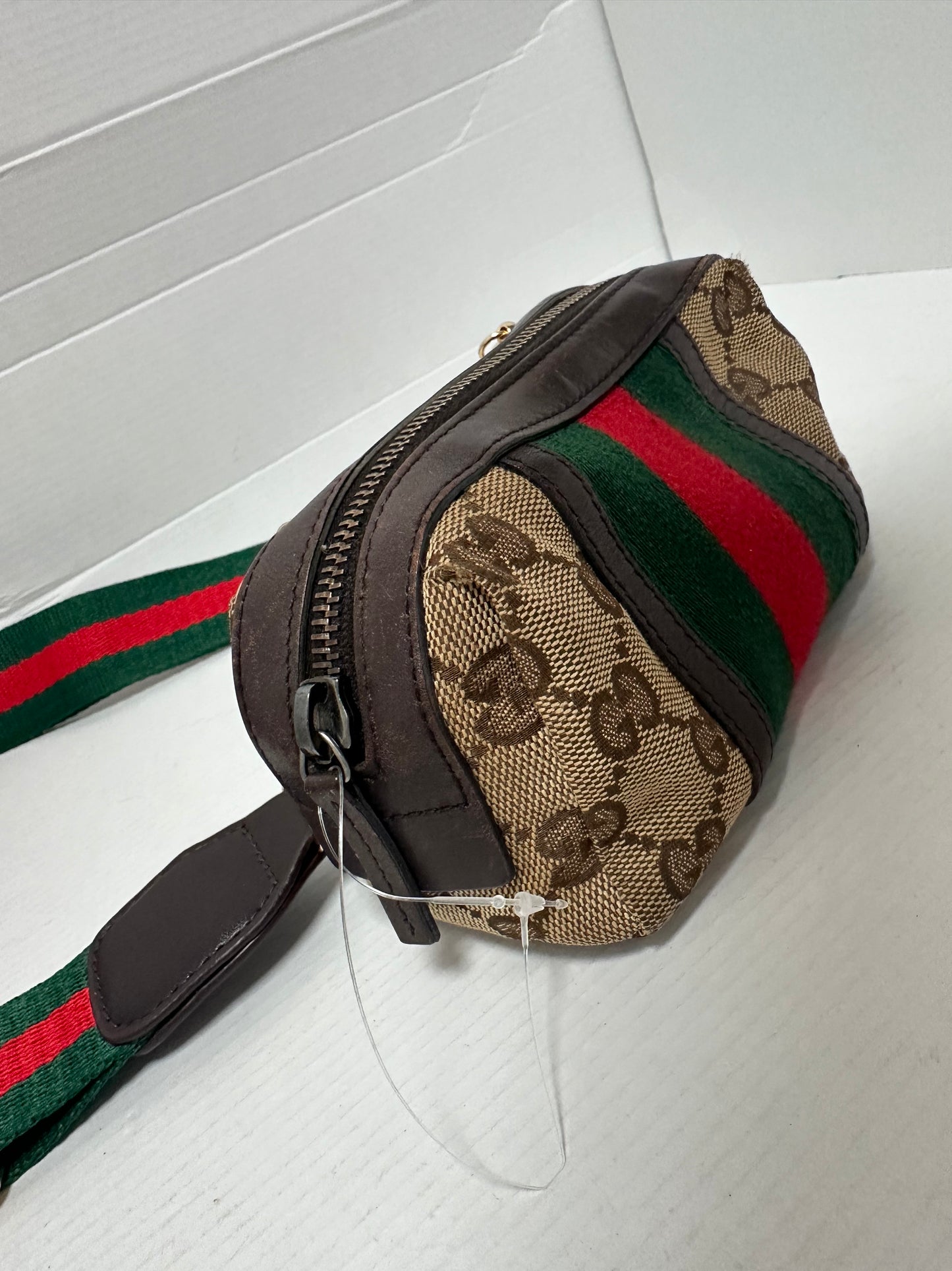 GUCCI micro vintage web sherry line bag