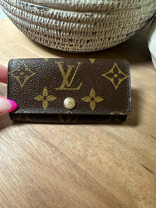 Louis Vuitton vintage Monogram 4 Key Holder