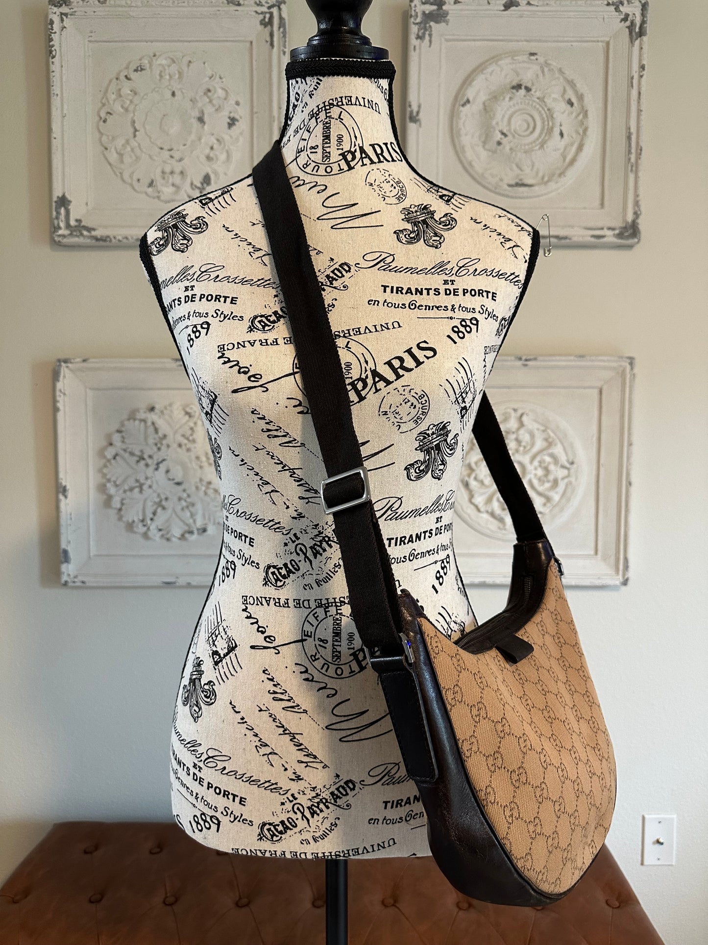 Available Gucci Web Half Moon Messenger vintage