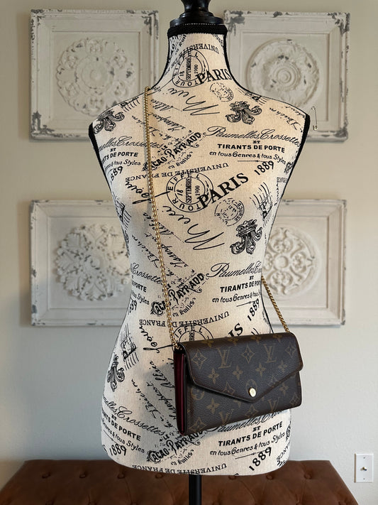 Available Louis Vuitton Sarah Wallet on chain
