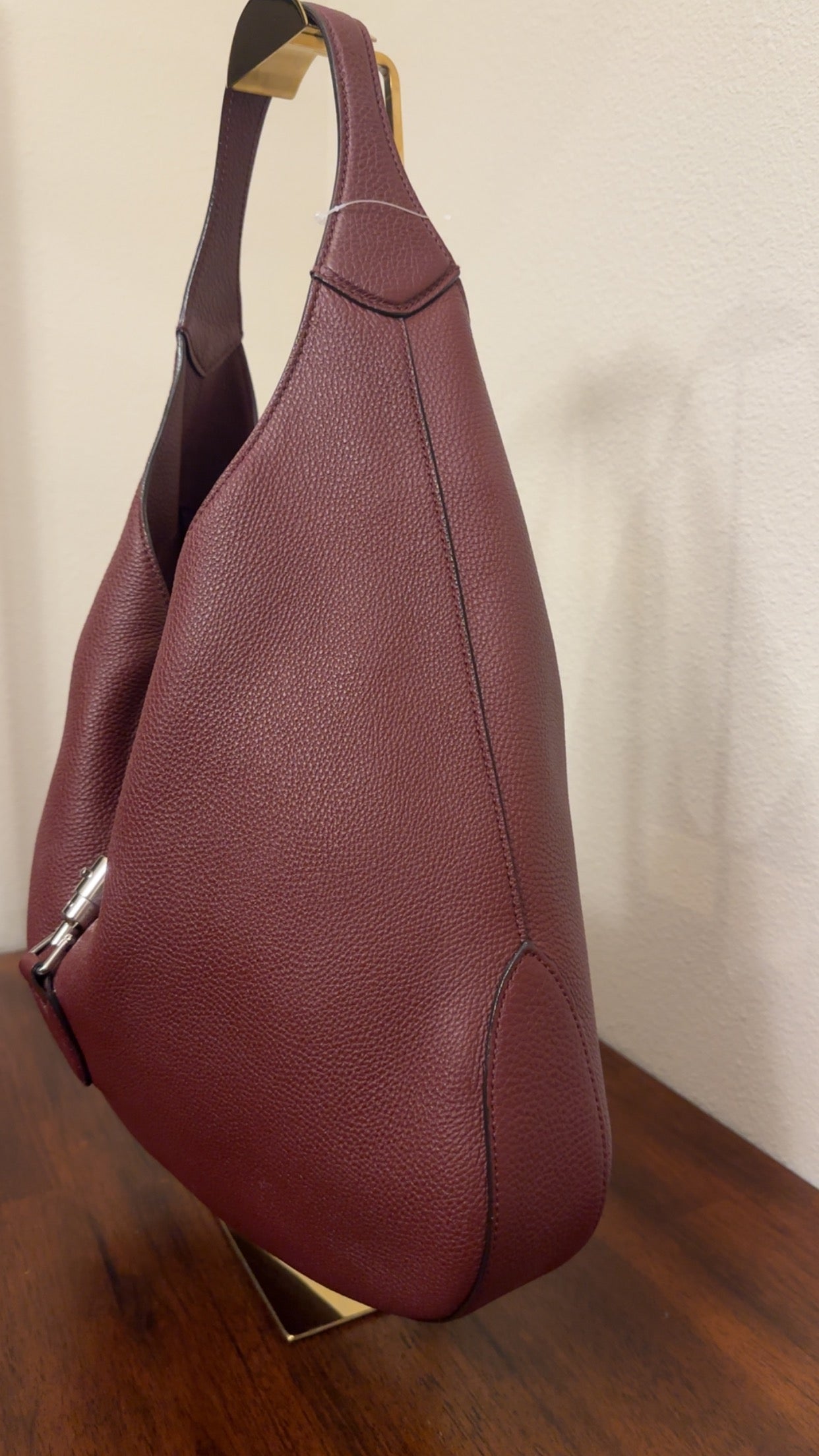 Gucci Jackie Piel Soft Hobo Handbag Burgundy Large